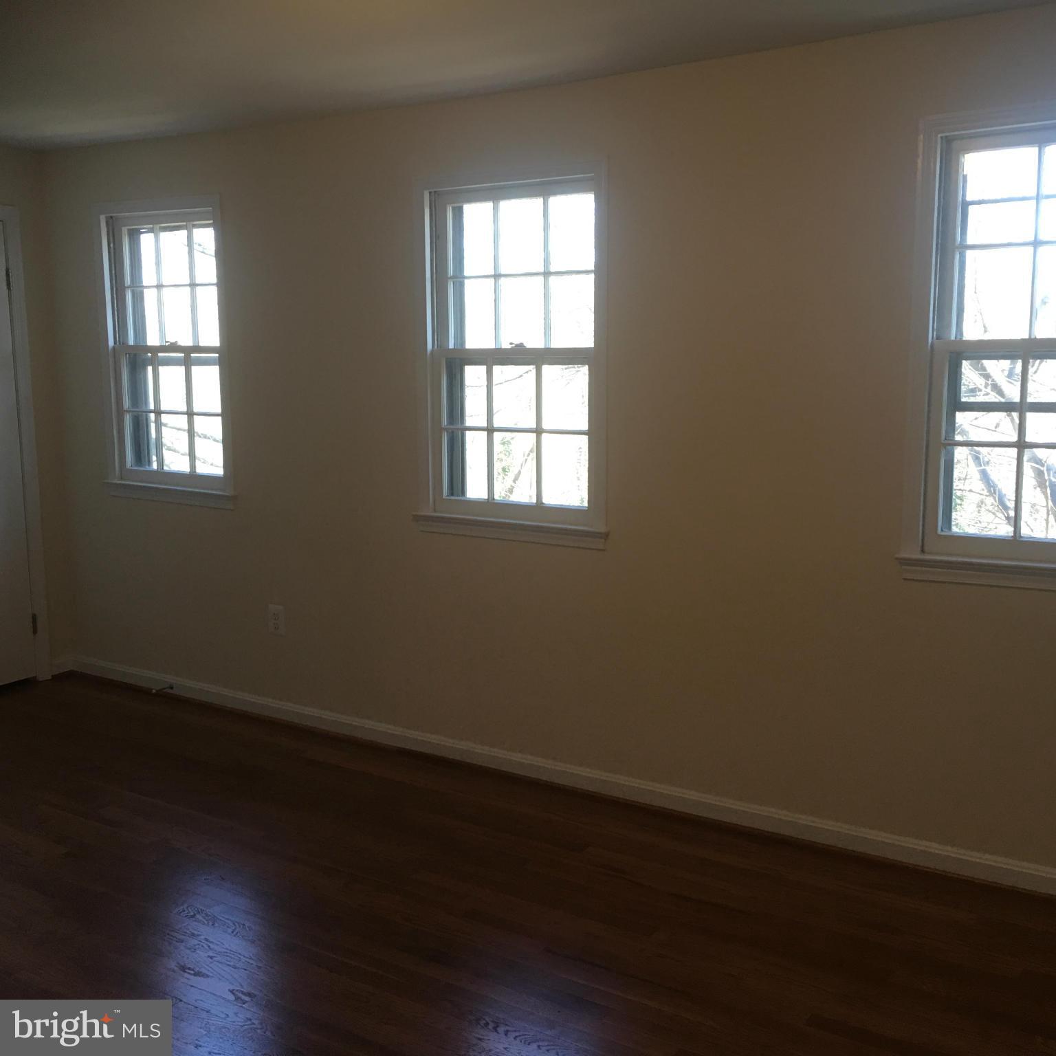 GREENWICH HILL - Residential