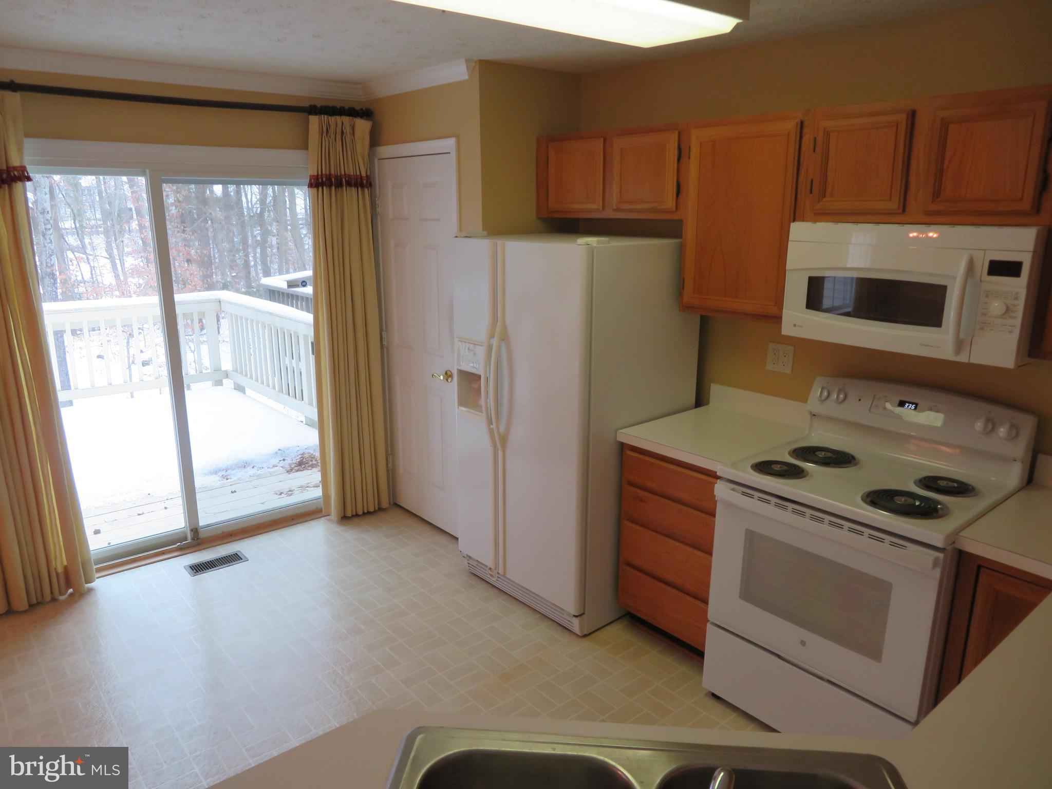 WATERFORD - Residential Lease