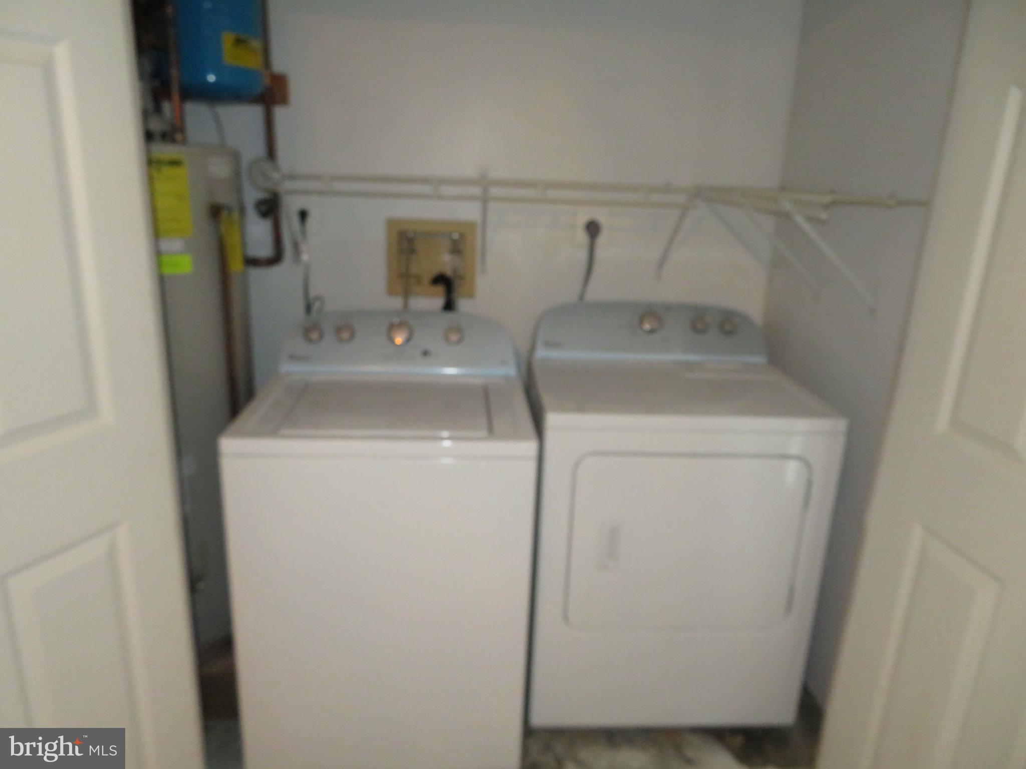 WATERFORD - Residential Lease