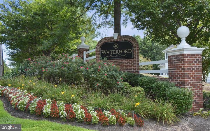 WATERFORD - Residential Lease