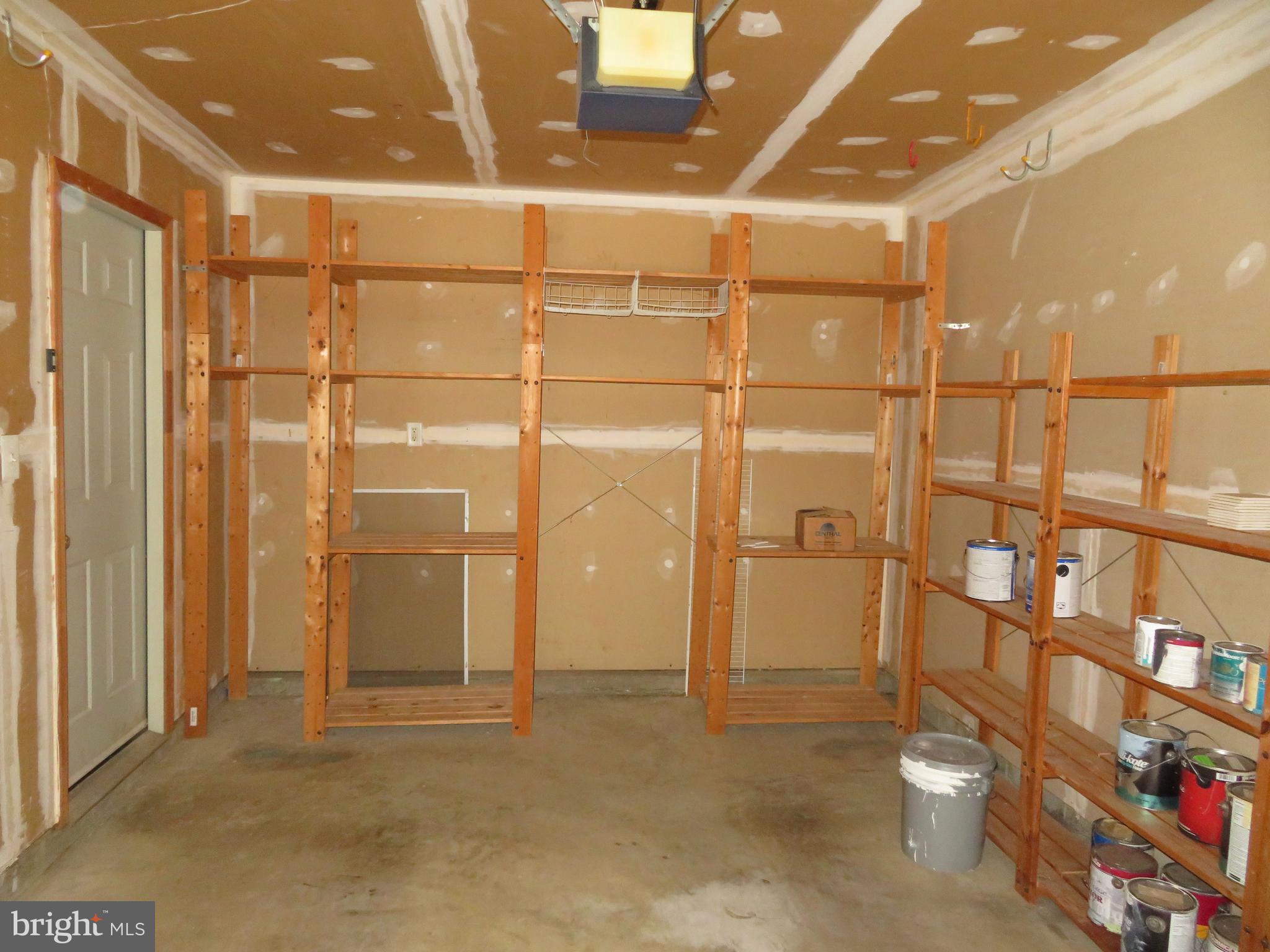 WATERFORD - Residential Lease