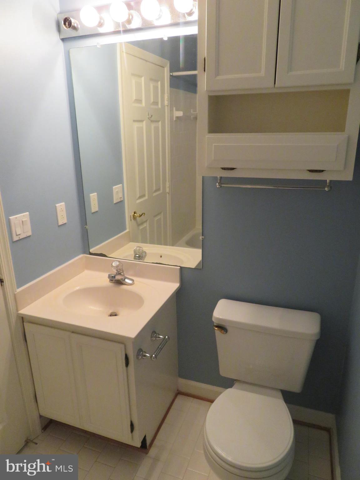 WATERFORD - Residential Lease