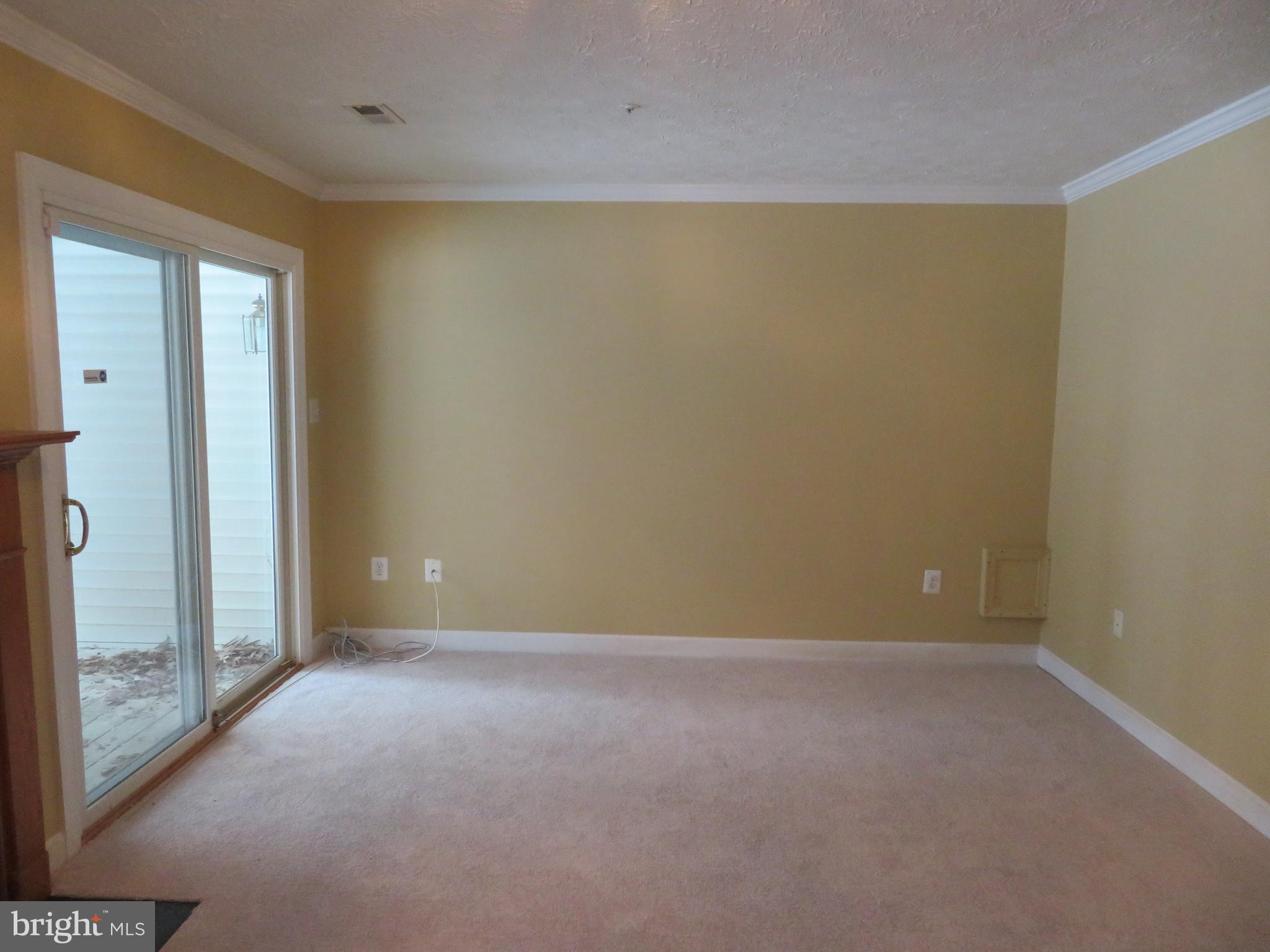 WATERFORD - Residential Lease