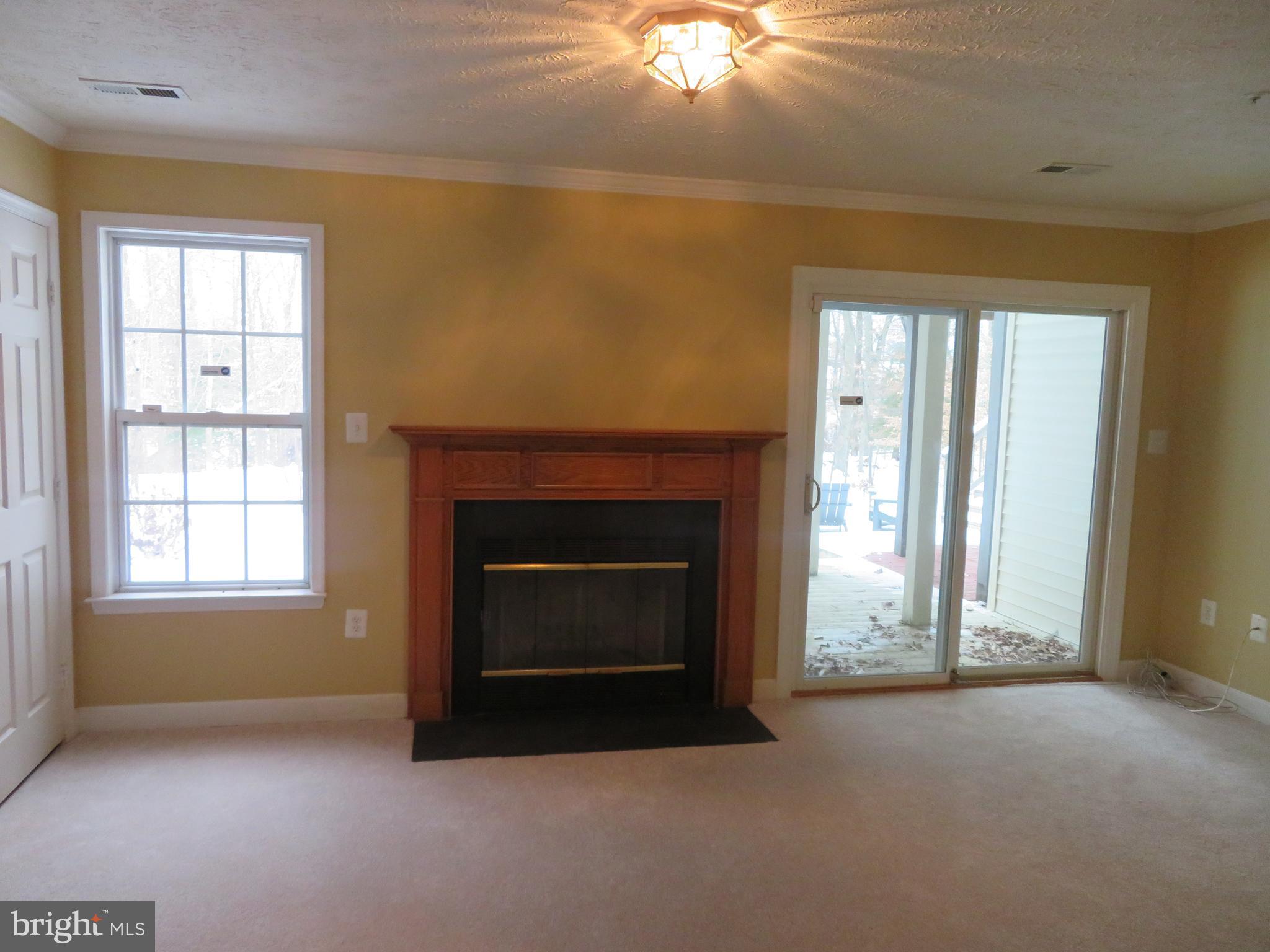 WATERFORD - Residential Lease