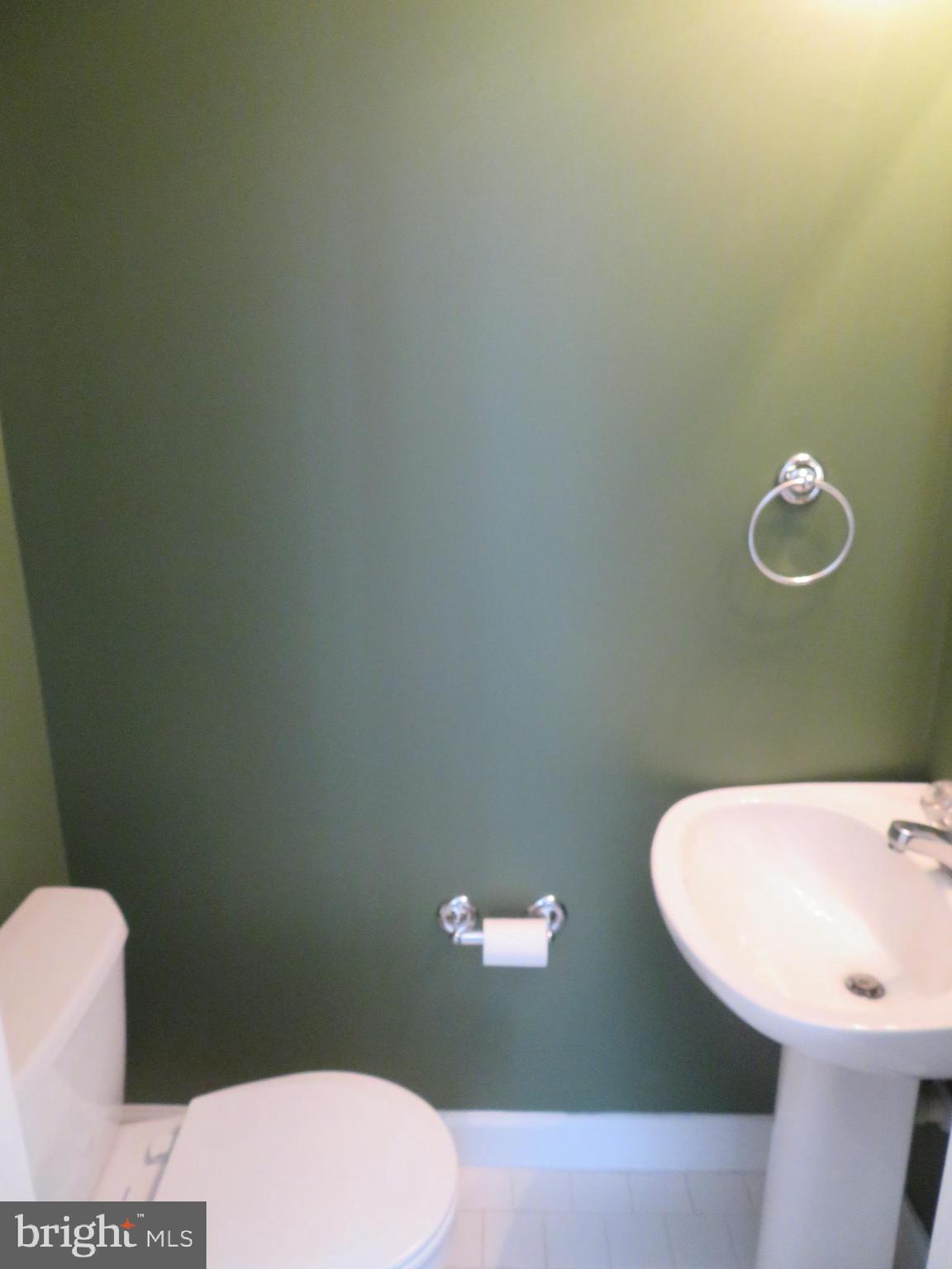 WATERFORD - Residential Lease