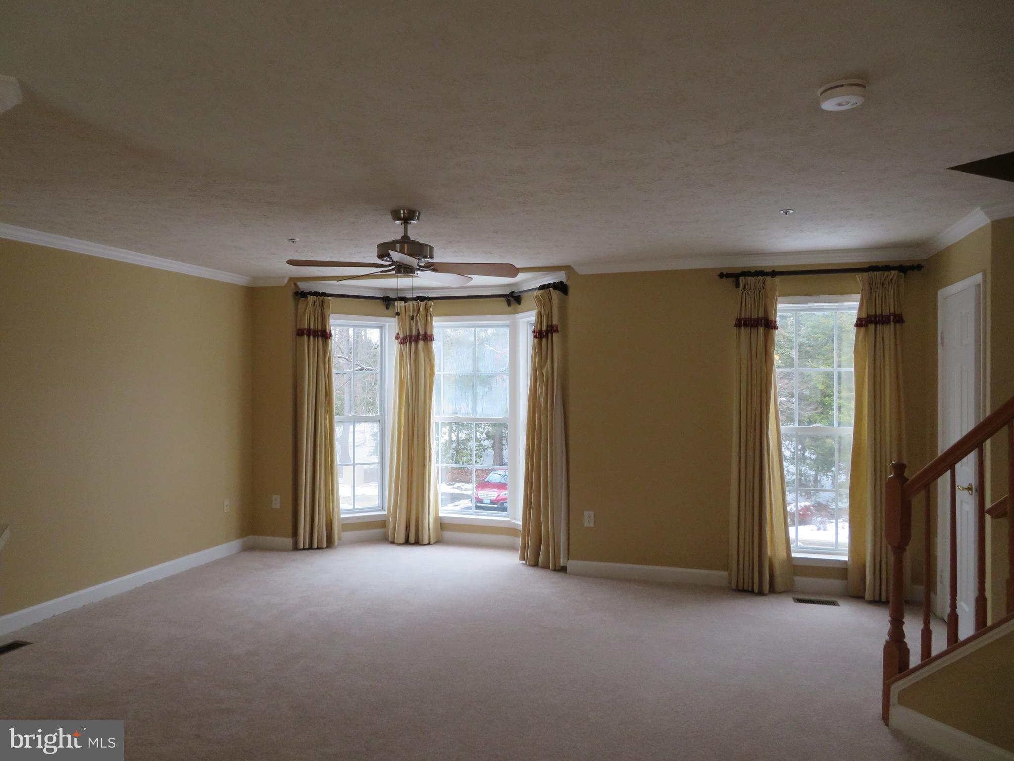 WATERFORD - Residential Lease