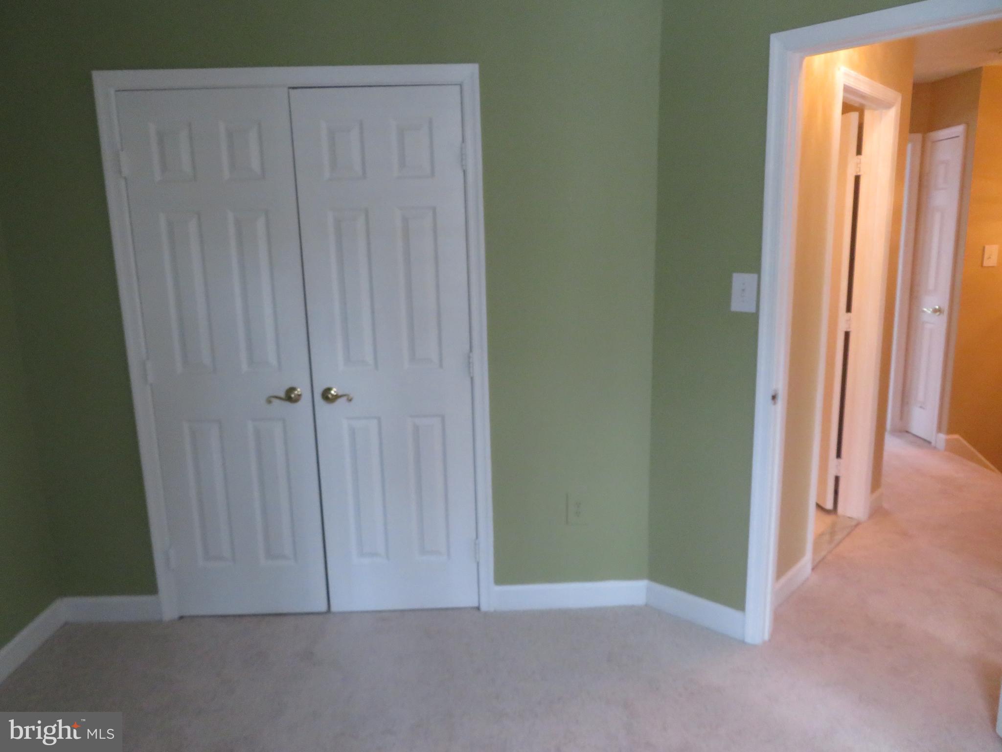 WATERFORD - Residential Lease