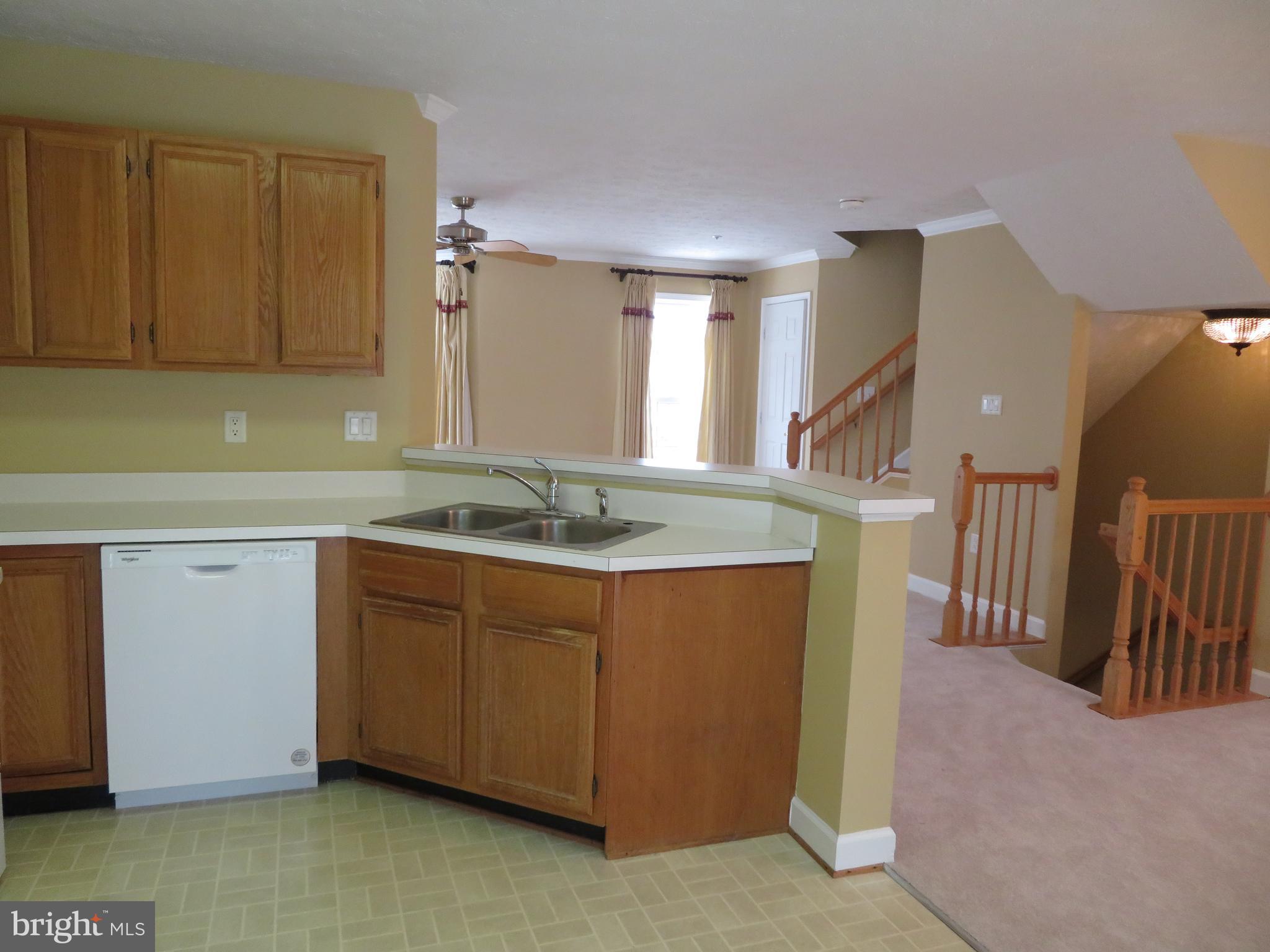 WATERFORD - Residential Lease