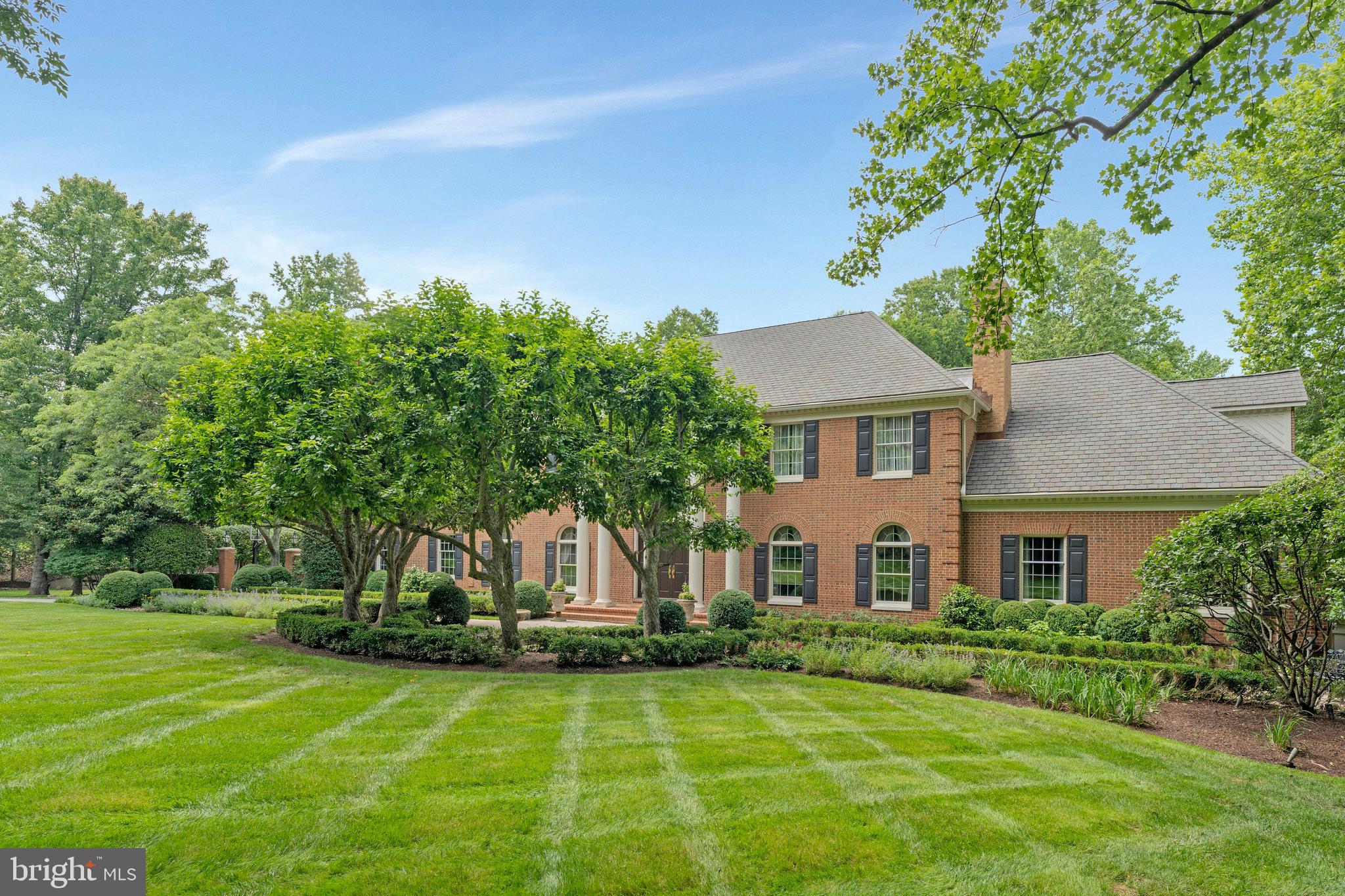 8014 GREENWICH WOODS DRIVE