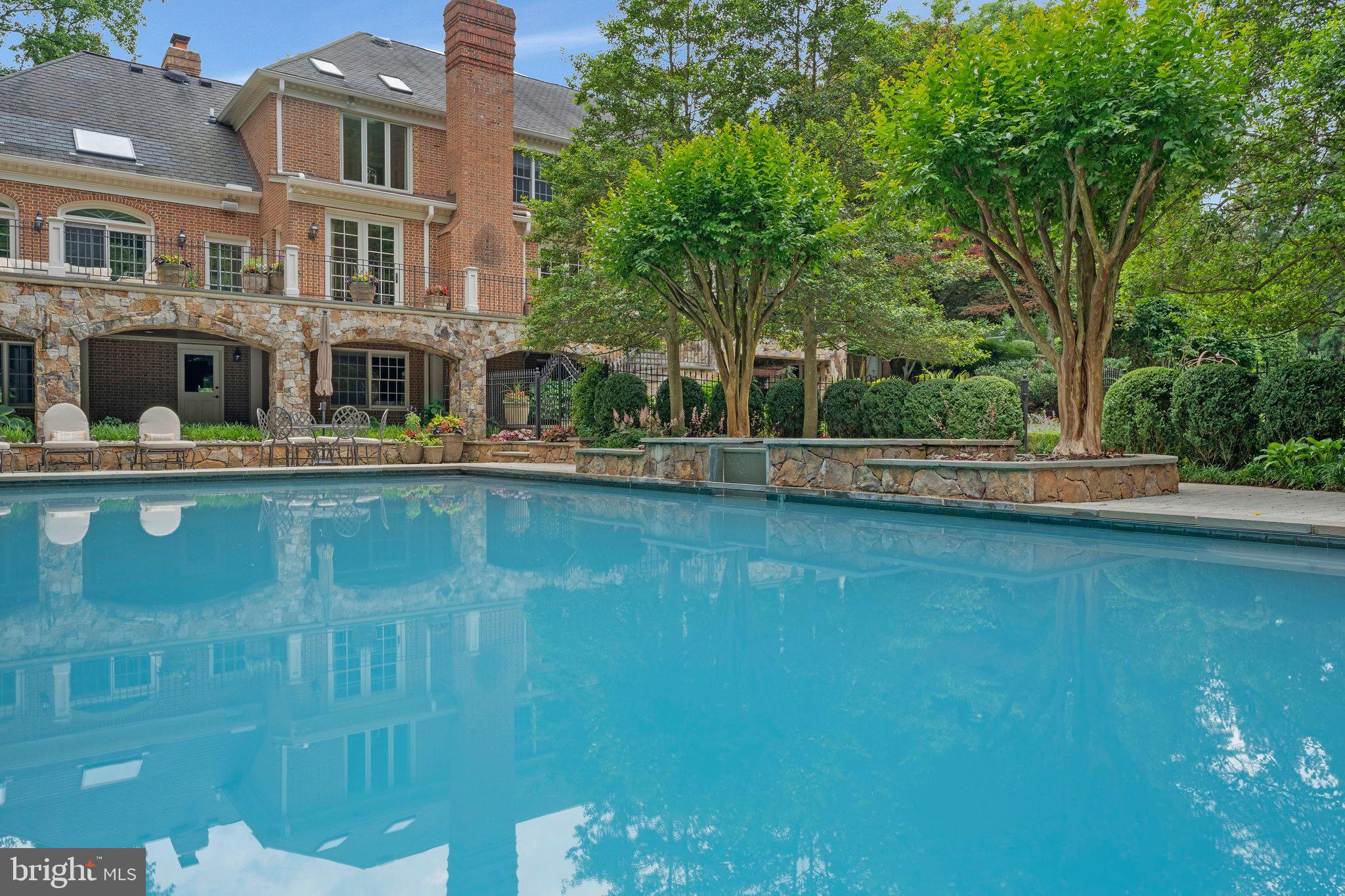 GEORGETOWN PLACE - Residential