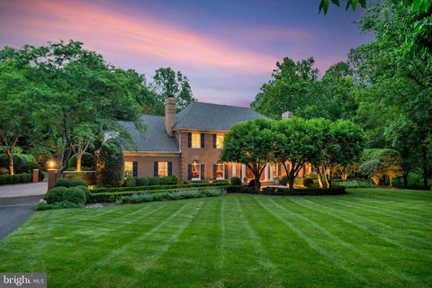 8014 GREENWICH WOODS DRIVE MCLEAN VA 22102