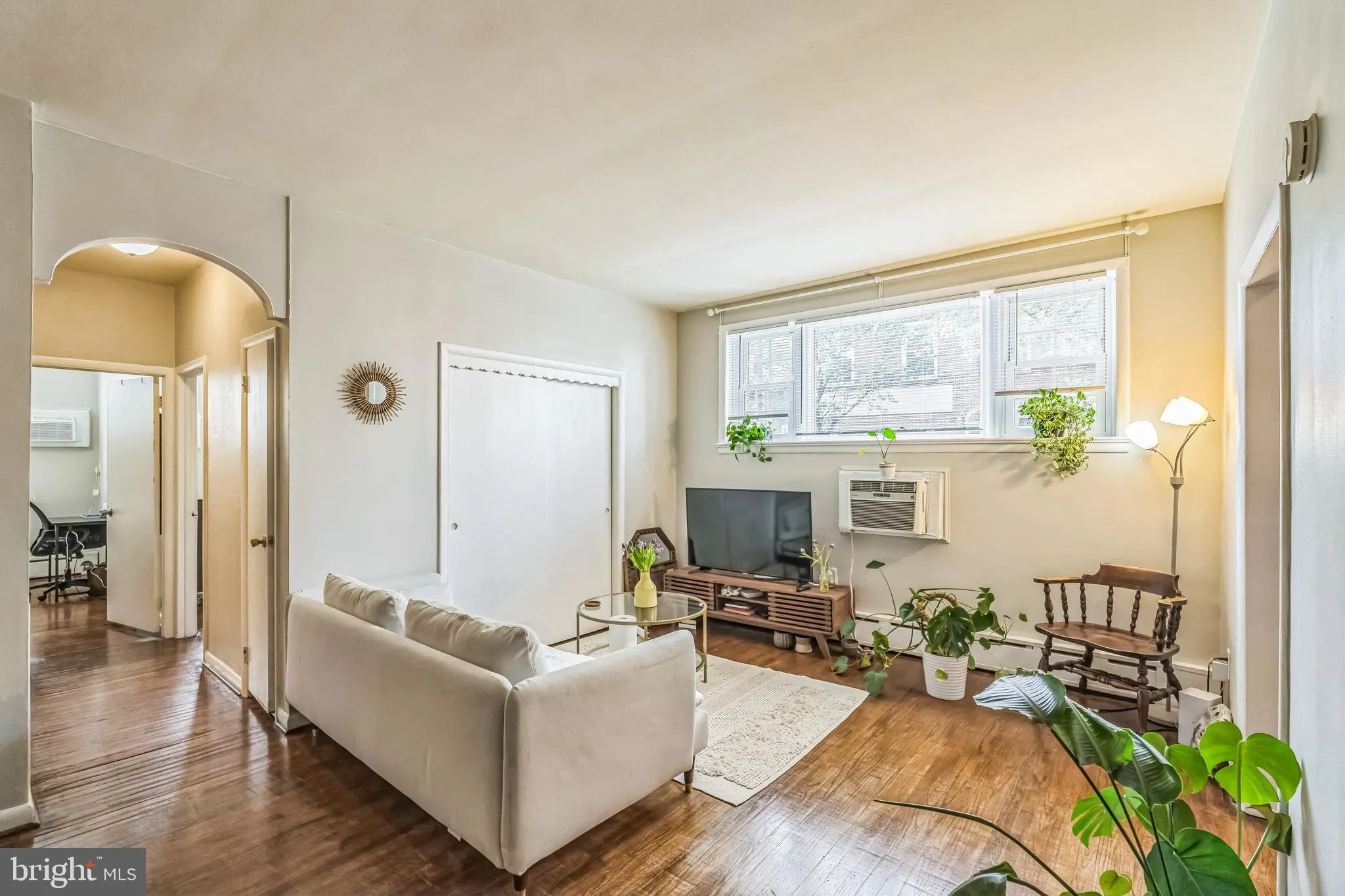 Philadelphia, Pennsylvania 19146, United States, 2 Bedrooms Bedrooms, ,1 BathroomBathrooms,Residential,Active,129117