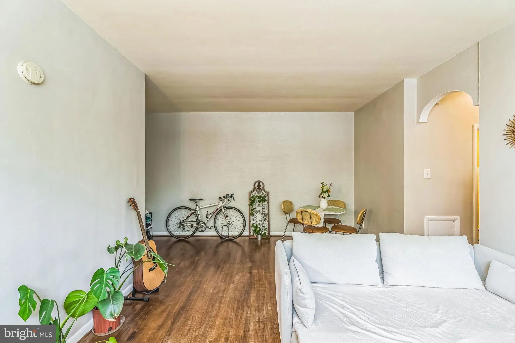 Philadelphia, Pennsylvania 19146, United States, 2 Bedrooms Bedrooms, ,1 BathroomBathrooms,Residential,Active,129117