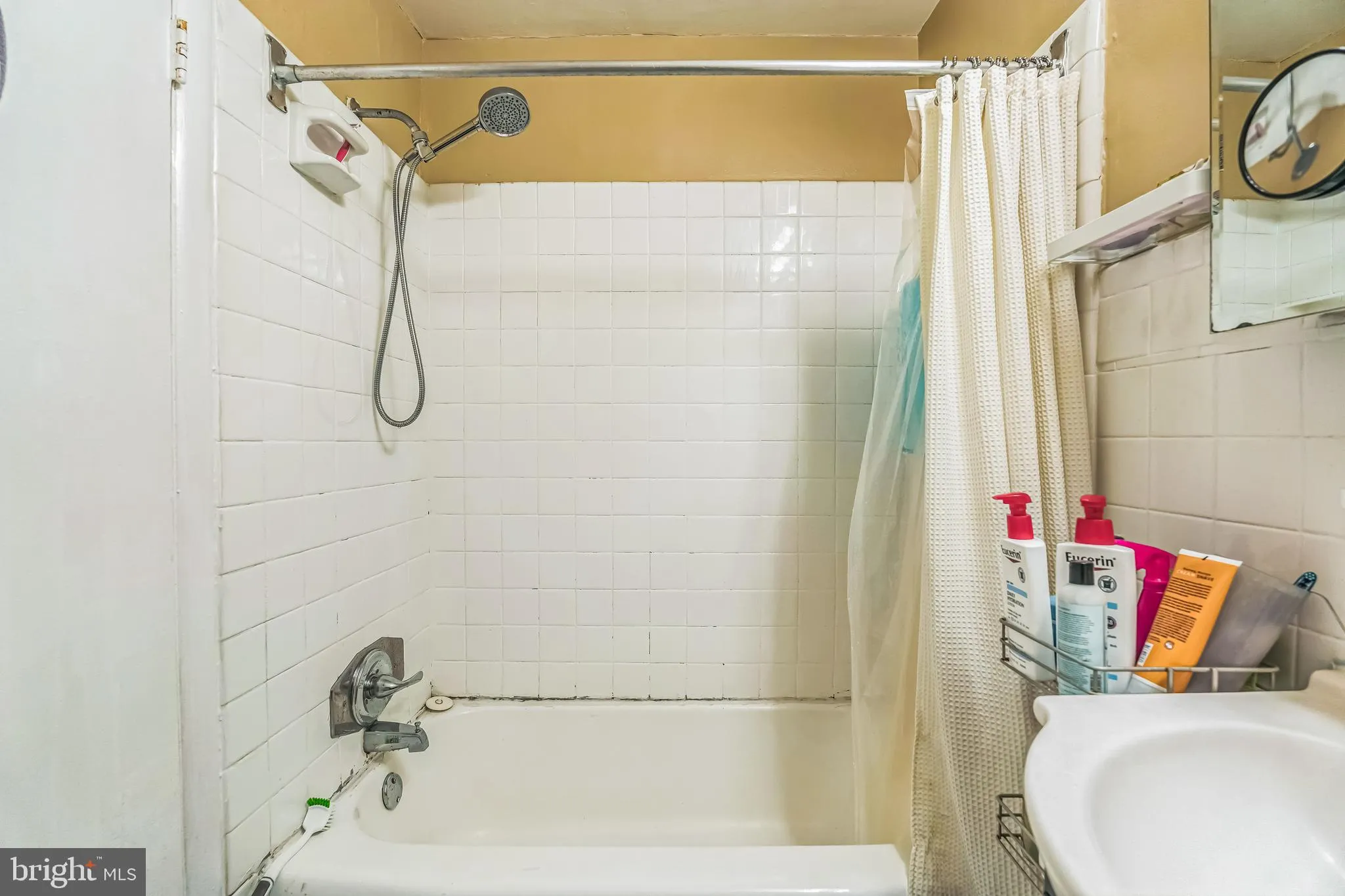 Philadelphia, Pennsylvania 19146, United States, 2 Bedrooms Bedrooms, ,1 BathroomBathrooms,Residential,Active,129117