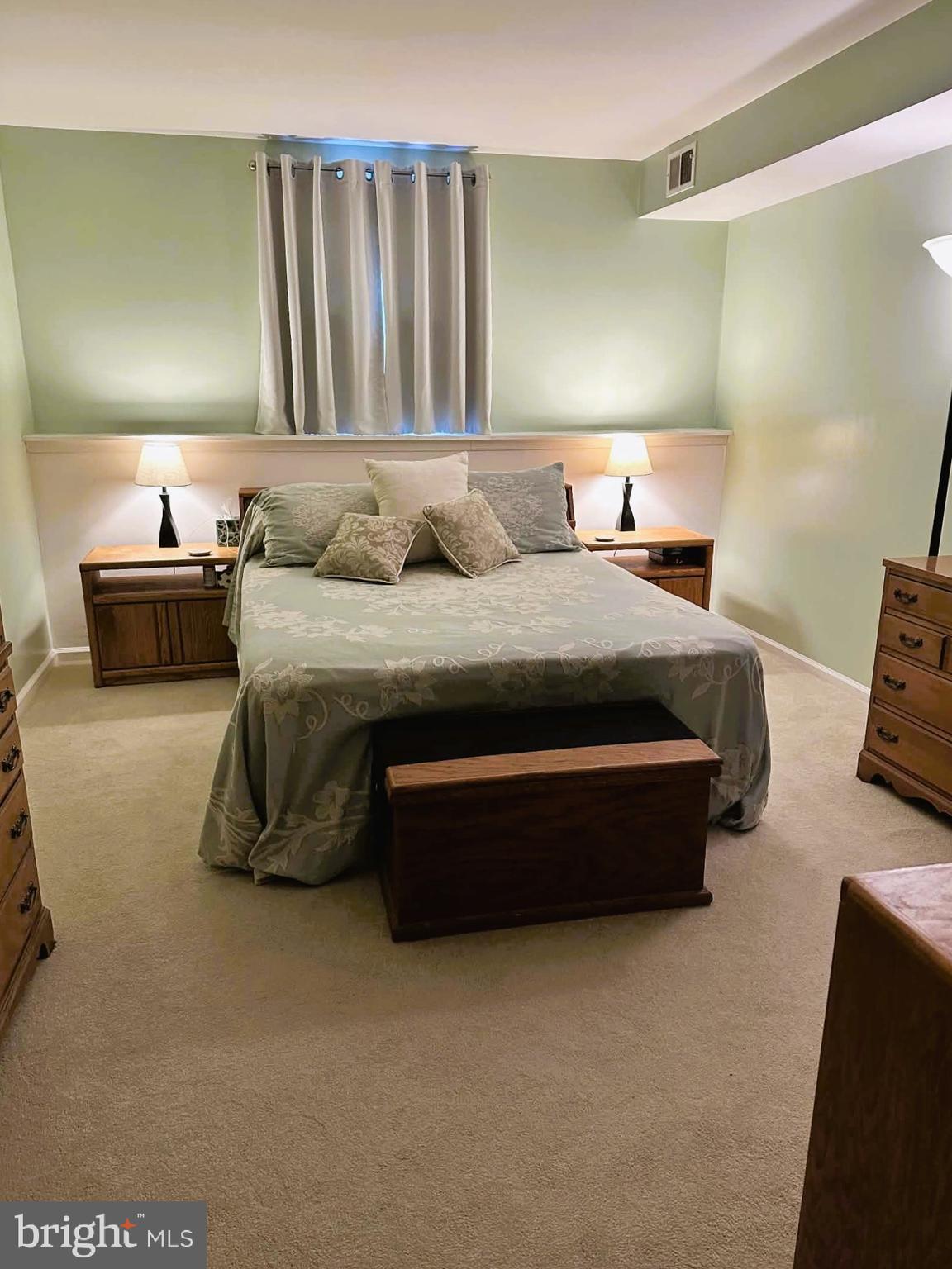 13 PICKERING COURT 13-02