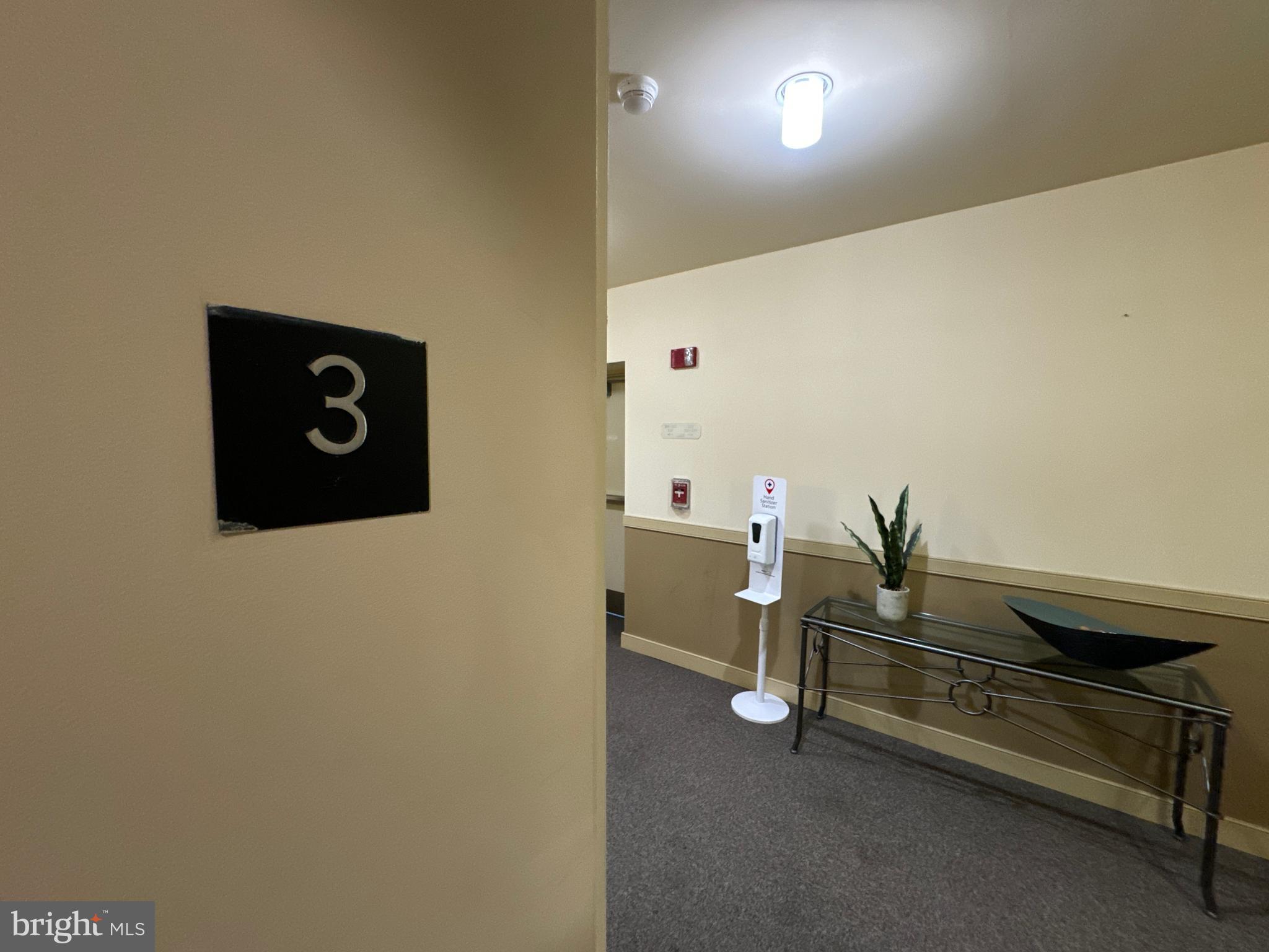 PIERSIDE AT HARBORVIEW - Residential Lease