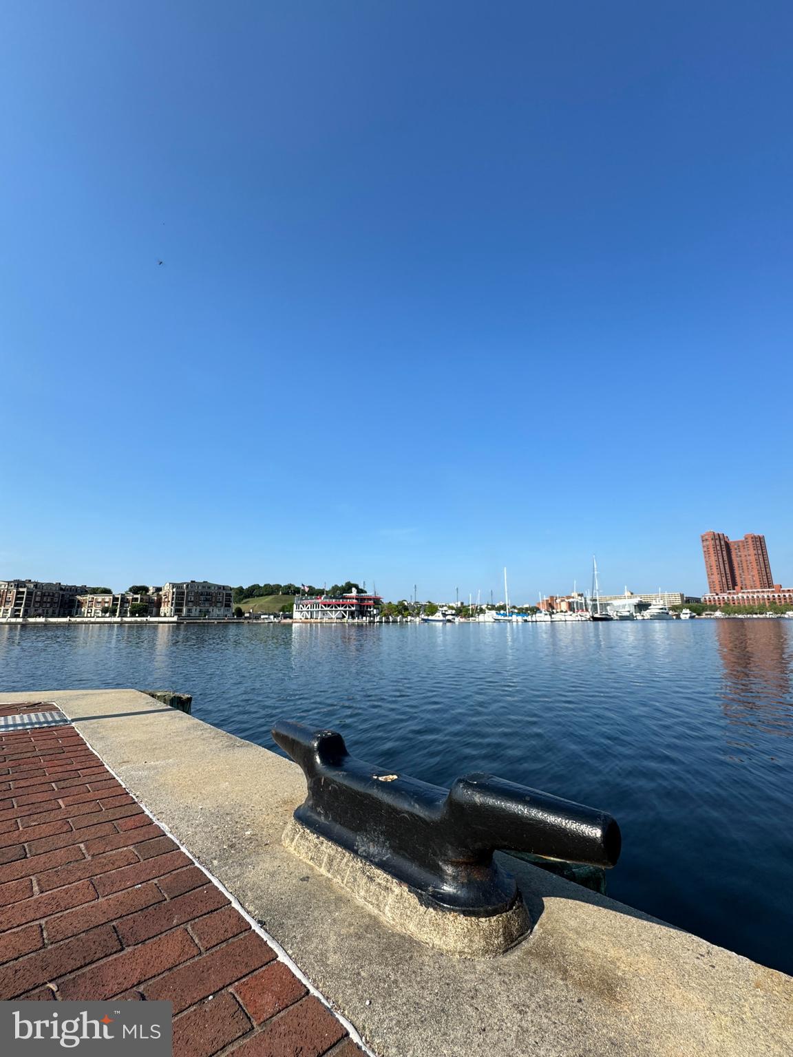 PIERSIDE AT HARBORVIEW - Residential Lease