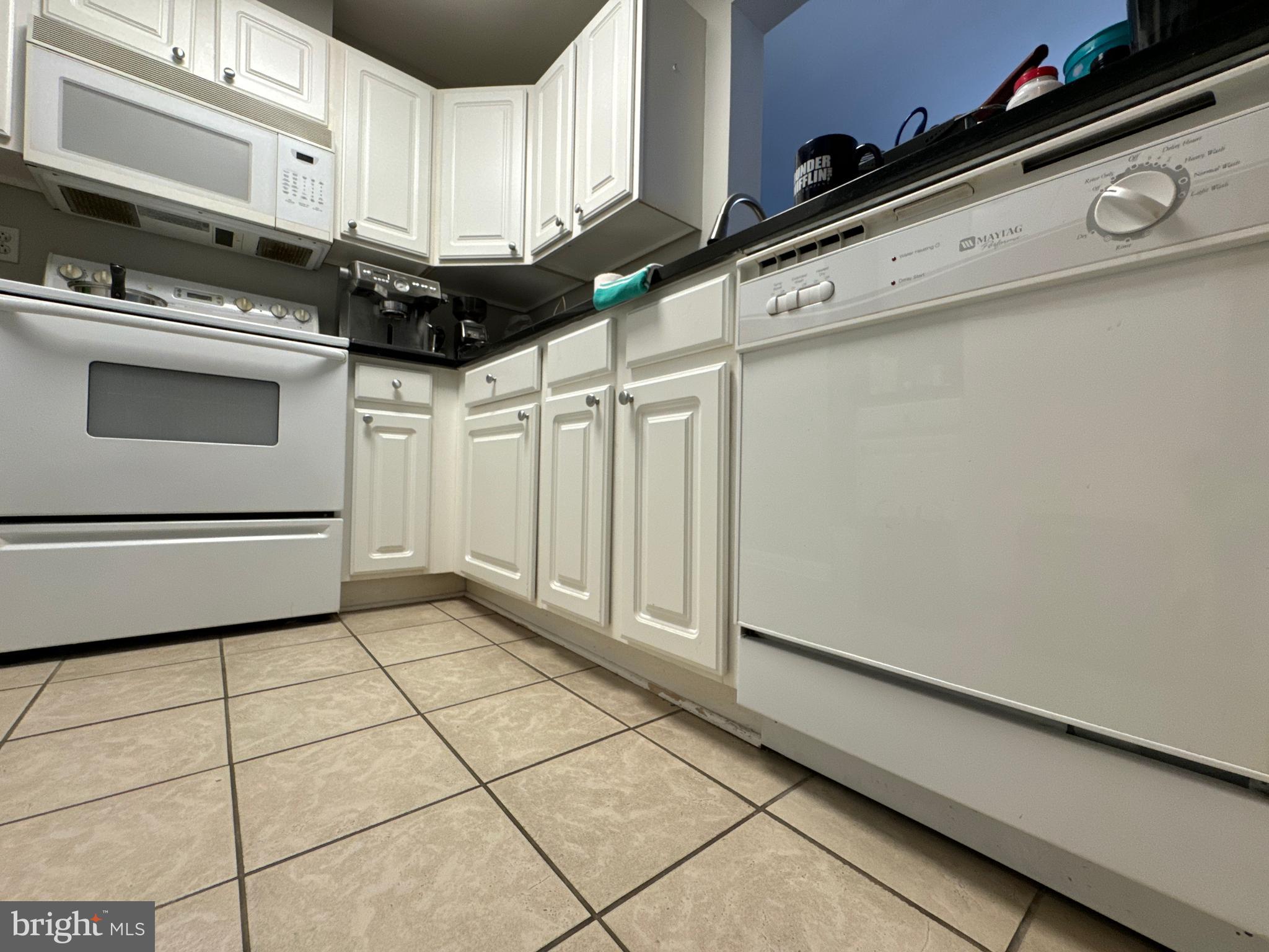 PIERSIDE AT HARBORVIEW - Residential Lease