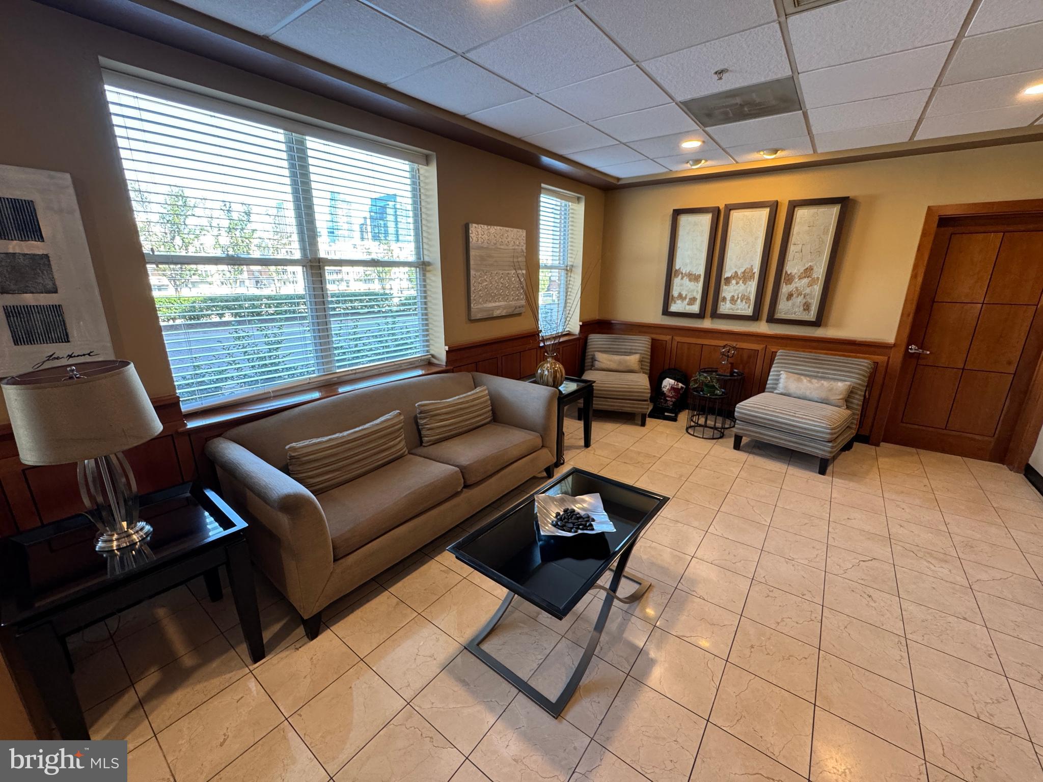 PIERSIDE AT HARBORVIEW - Residential Lease
