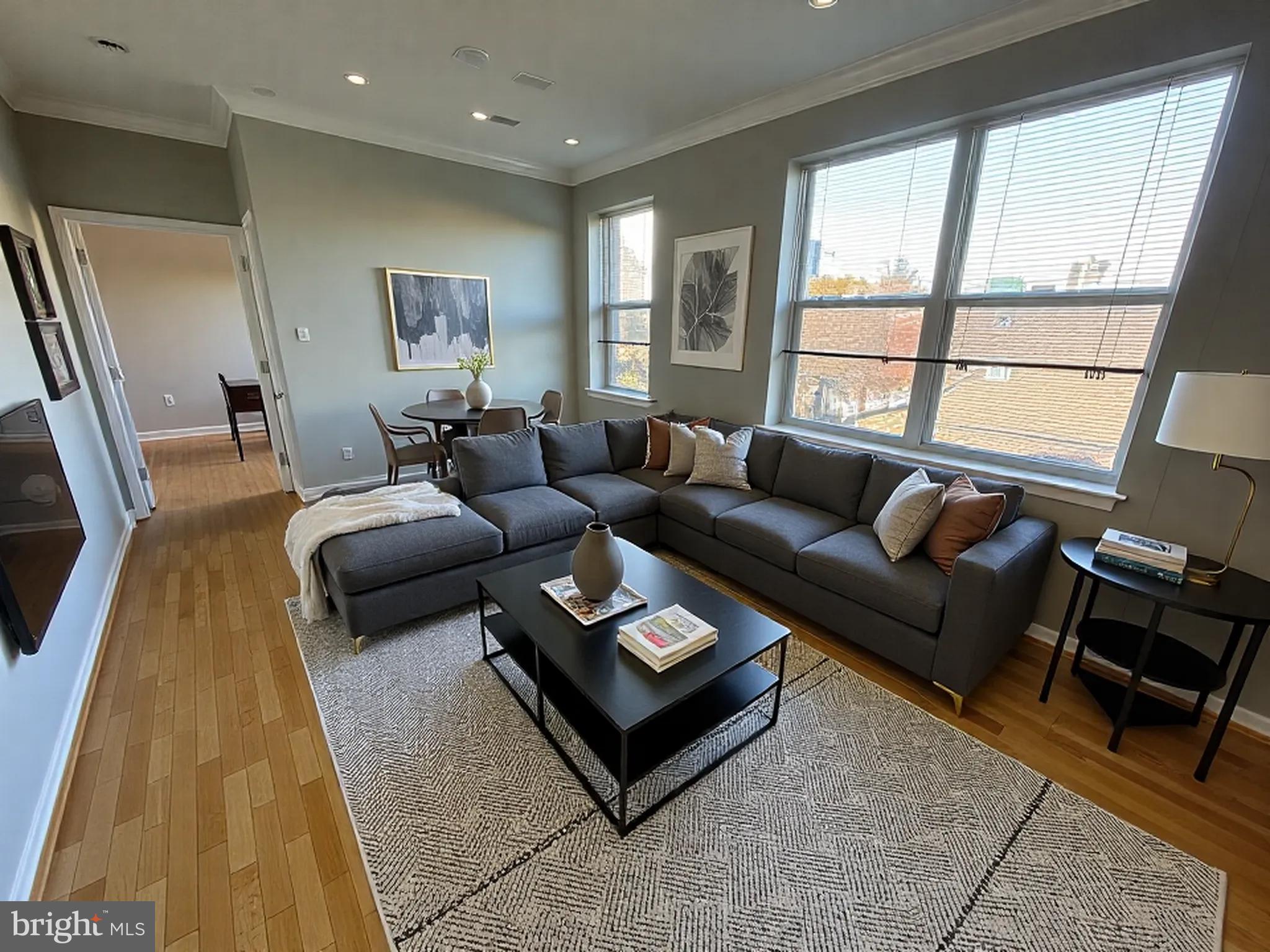 PIERSIDE AT HARBORVIEW - Residential Lease