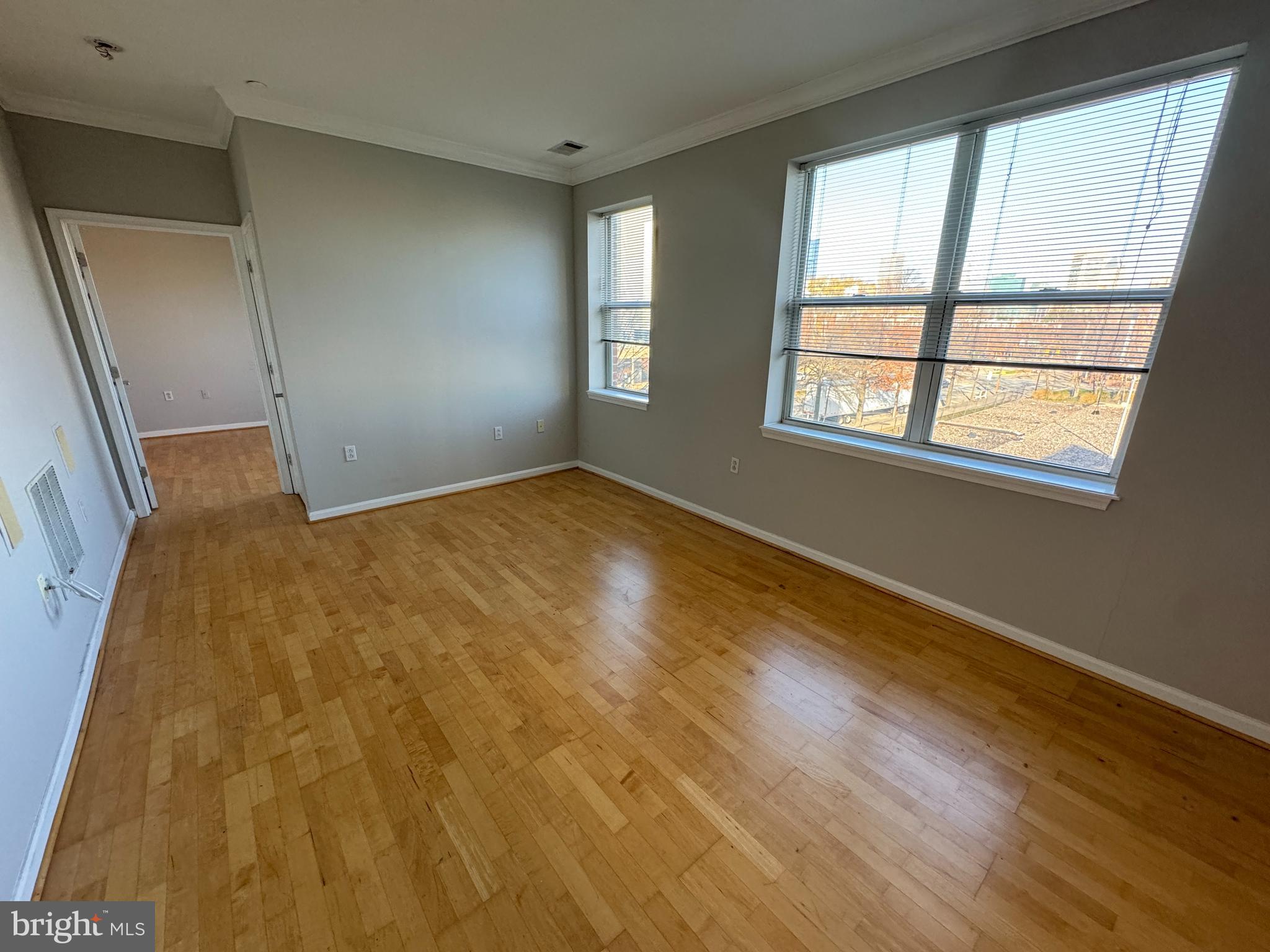 PIERSIDE AT HARBORVIEW - Residential Lease