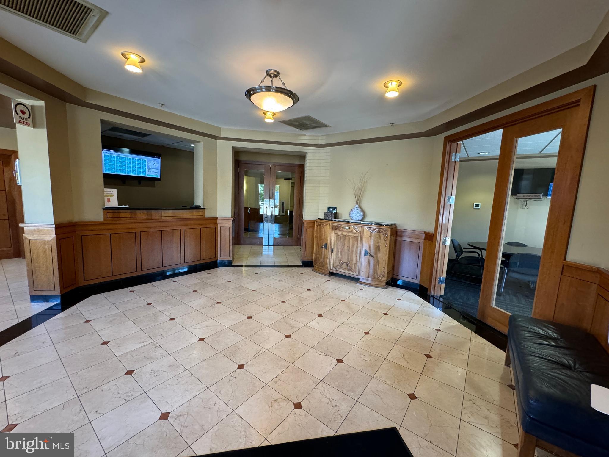 PIERSIDE AT HARBORVIEW - Residential Lease