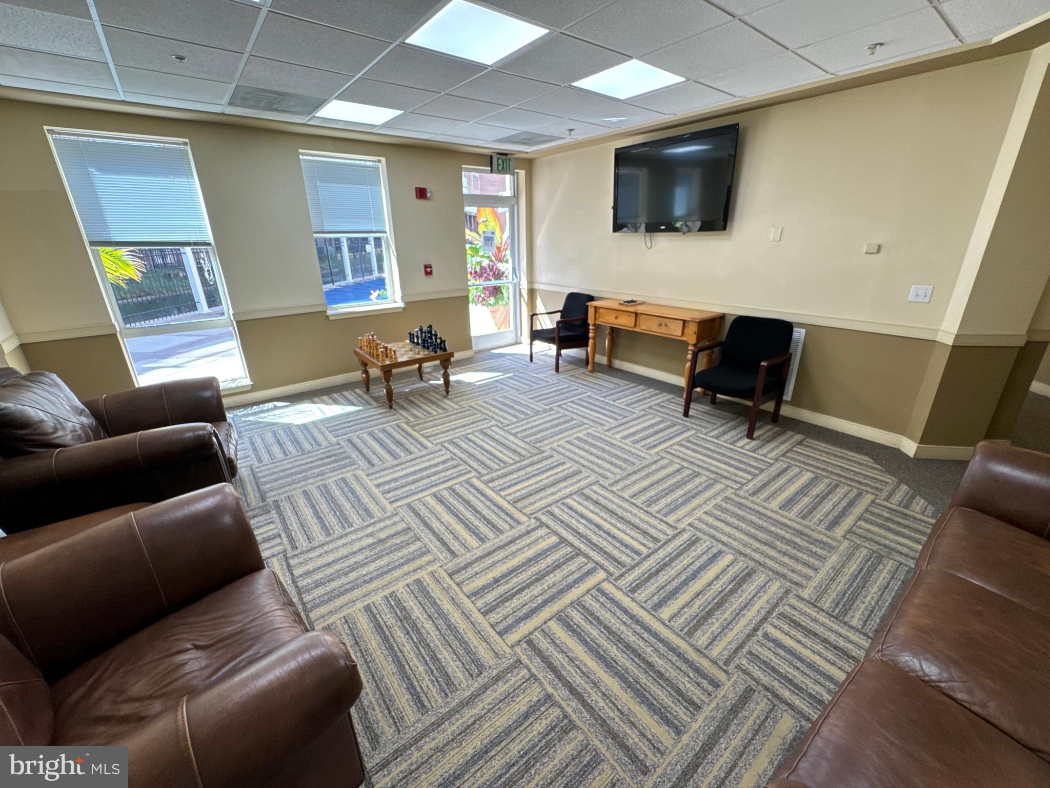 PIERSIDE AT HARBORVIEW - Residential Lease