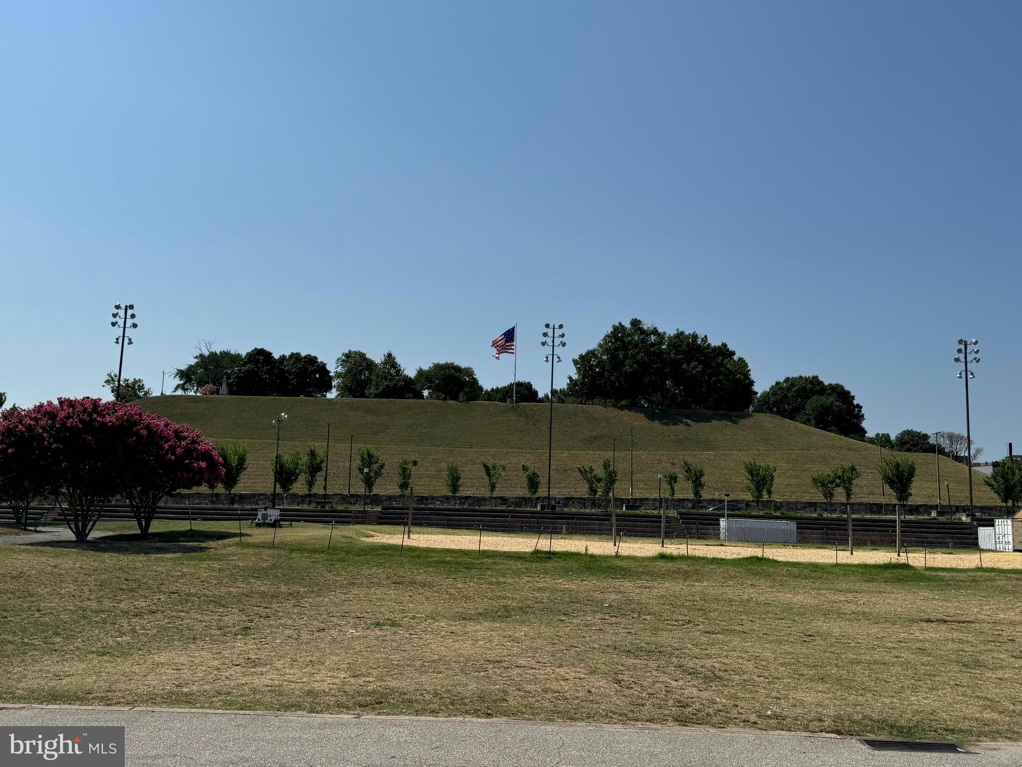 PIERSIDE AT HARBORVIEW - Residential Lease