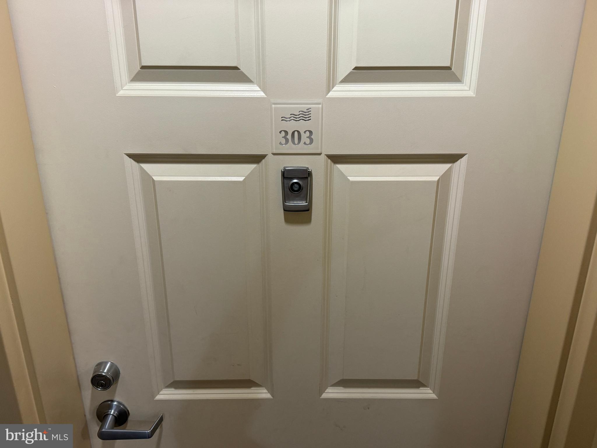 PIERSIDE AT HARBORVIEW - Residential Lease