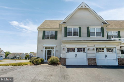 Condo For Sale - 124 E Sandridge Court<br/> MILLSBORO, DE 19966