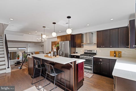 Townhouse For Rent - 418 Wallace Street<br/> Philadelphia County, PHILADELPHIA, PA 19123