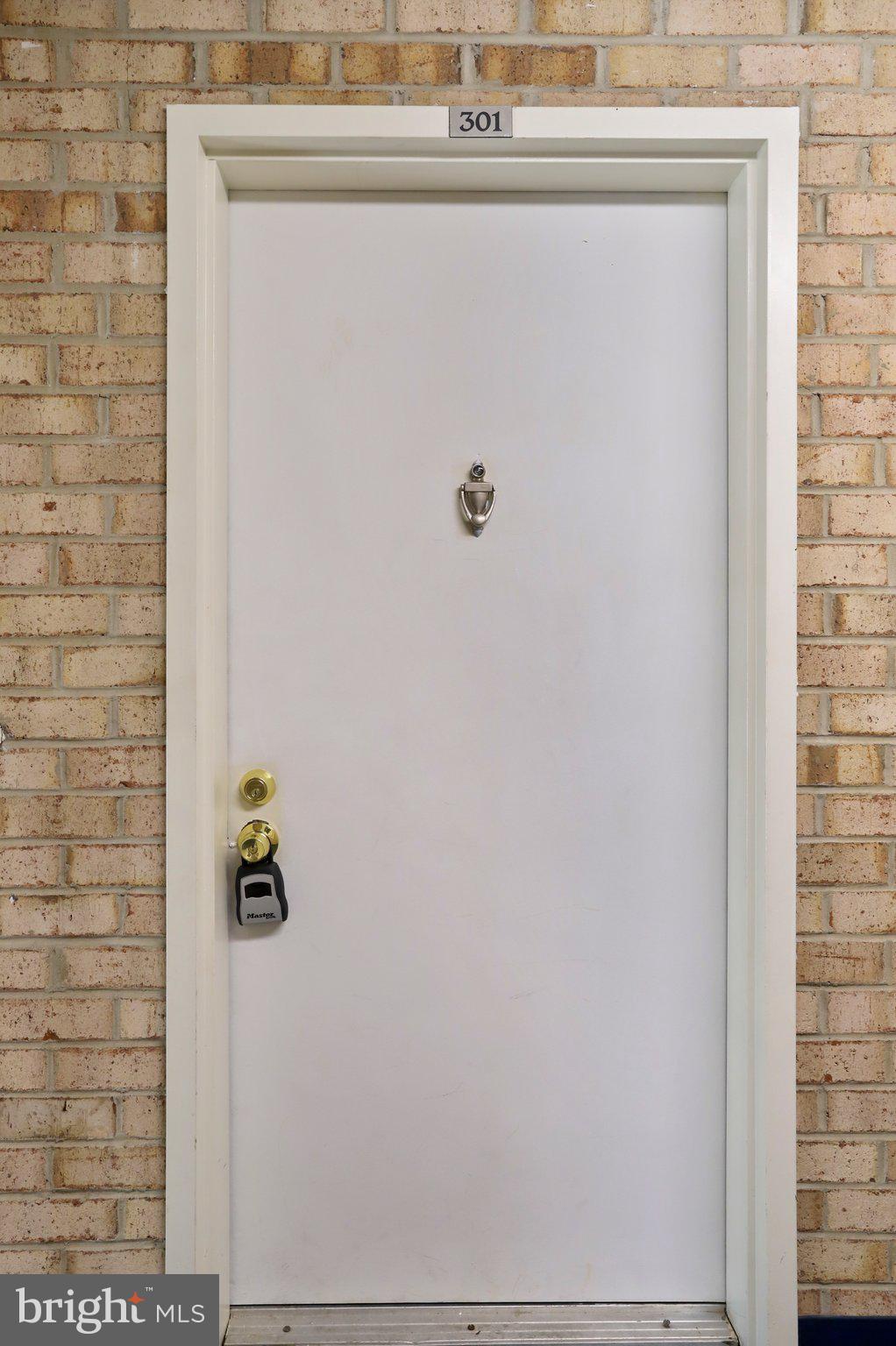 FLOWER HILL - Residential