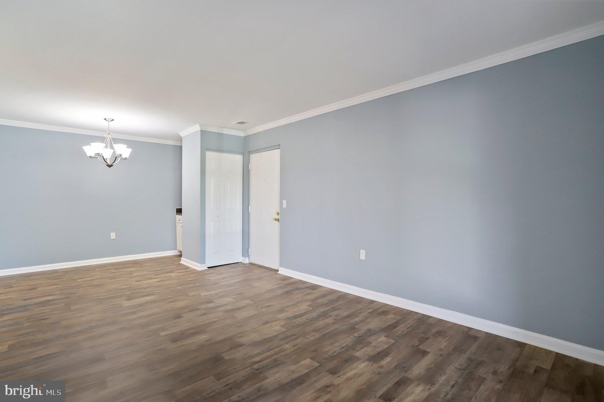 FLOWER HILL - Residential