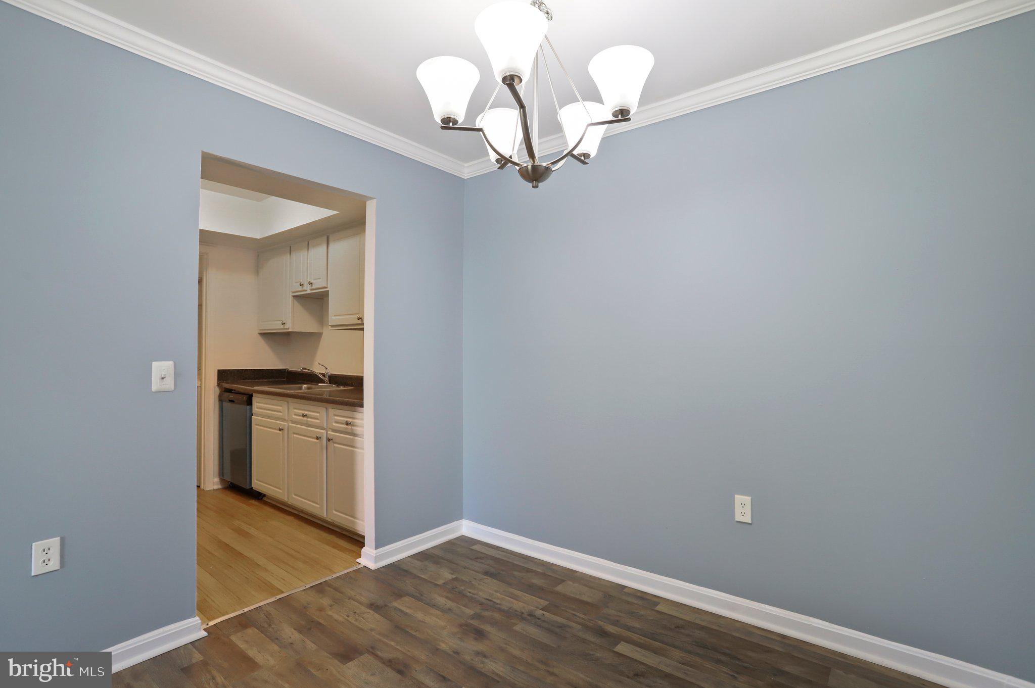 FLOWER HILL - Residential