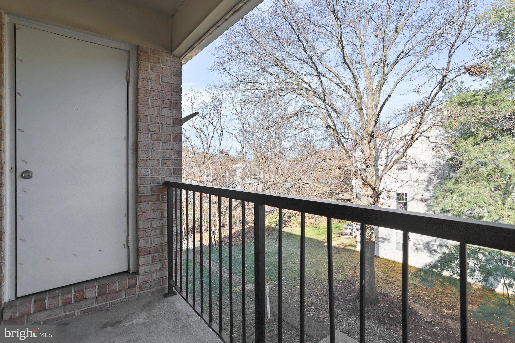 FLOWER HILL - Residential