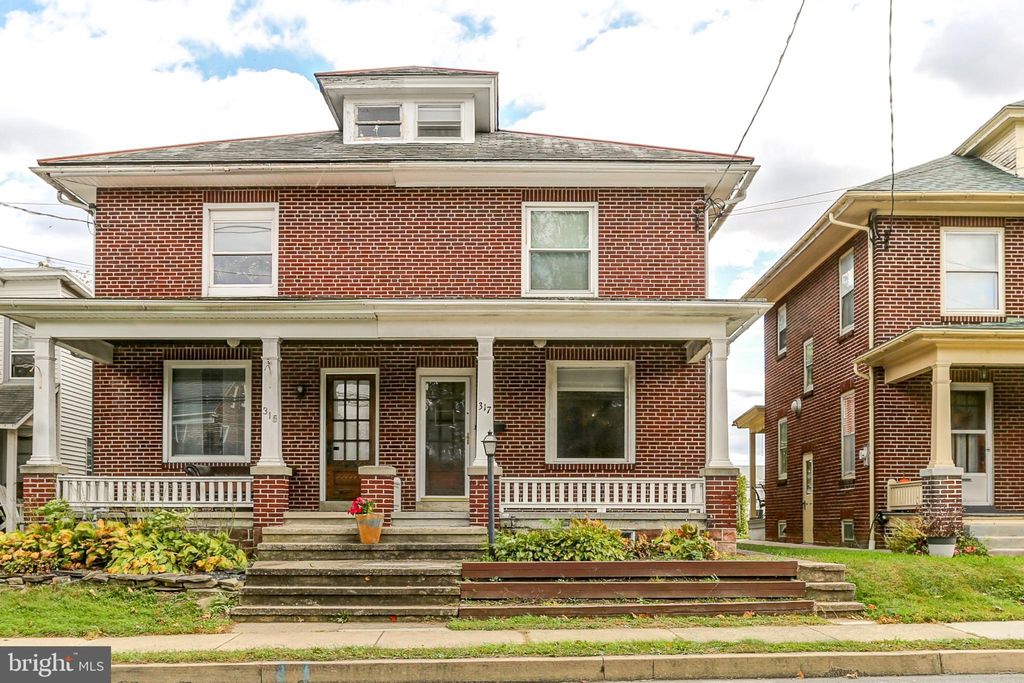 Photo of 317 S 4th Street, DENVER, PA 17517 (MLS # PALA2058892)