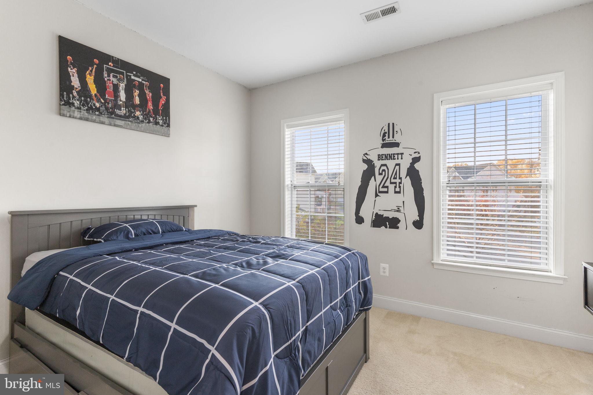 LAUREL RIDGE - Residential