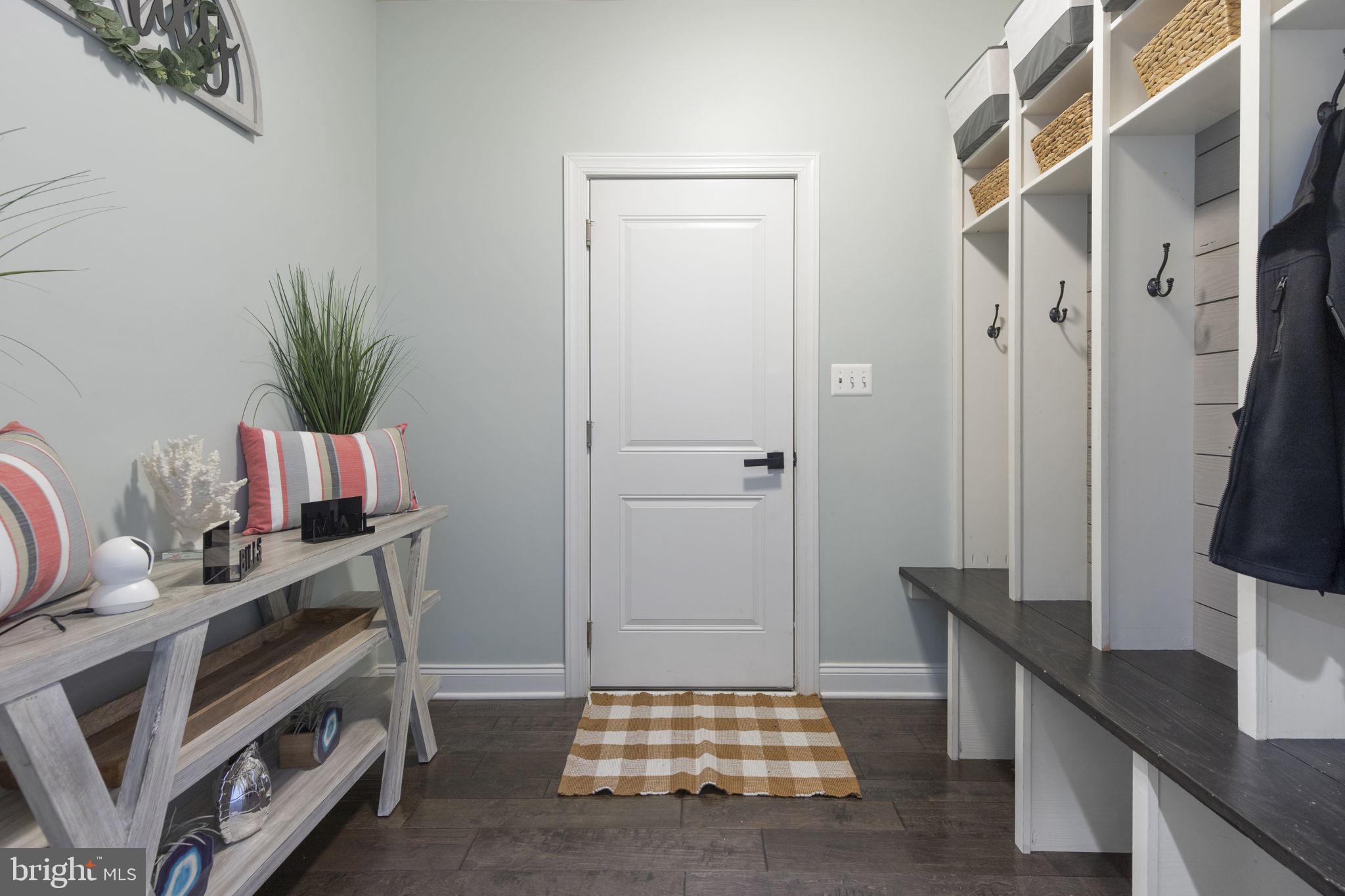 LAUREL RIDGE - Residential