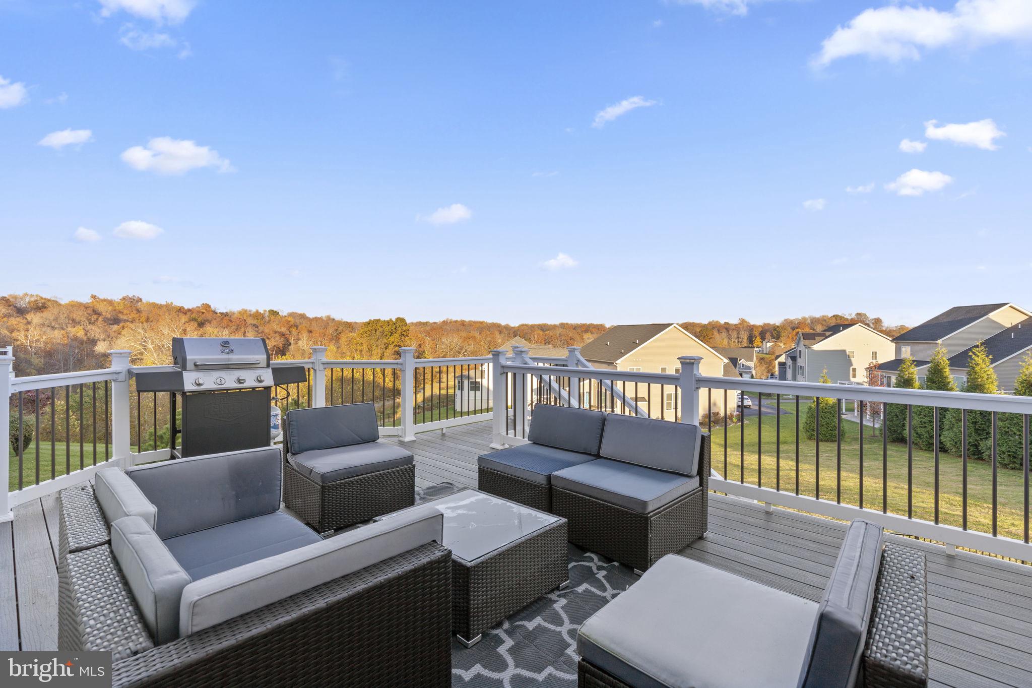 LAUREL RIDGE - Residential