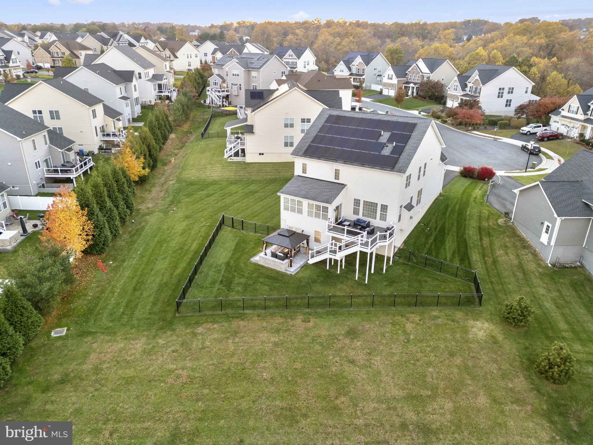 LAUREL RIDGE - Residential