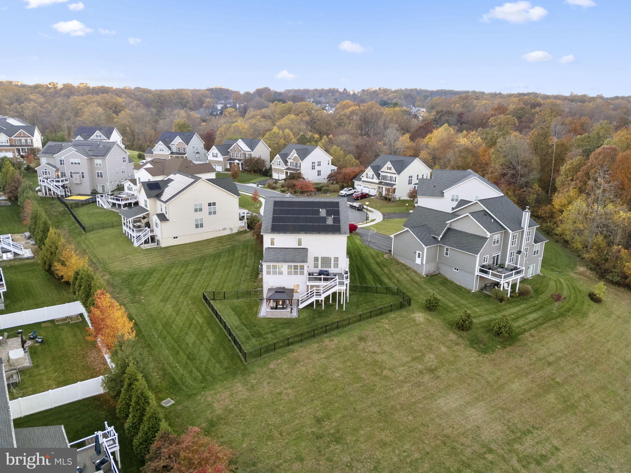 LAUREL RIDGE - Residential