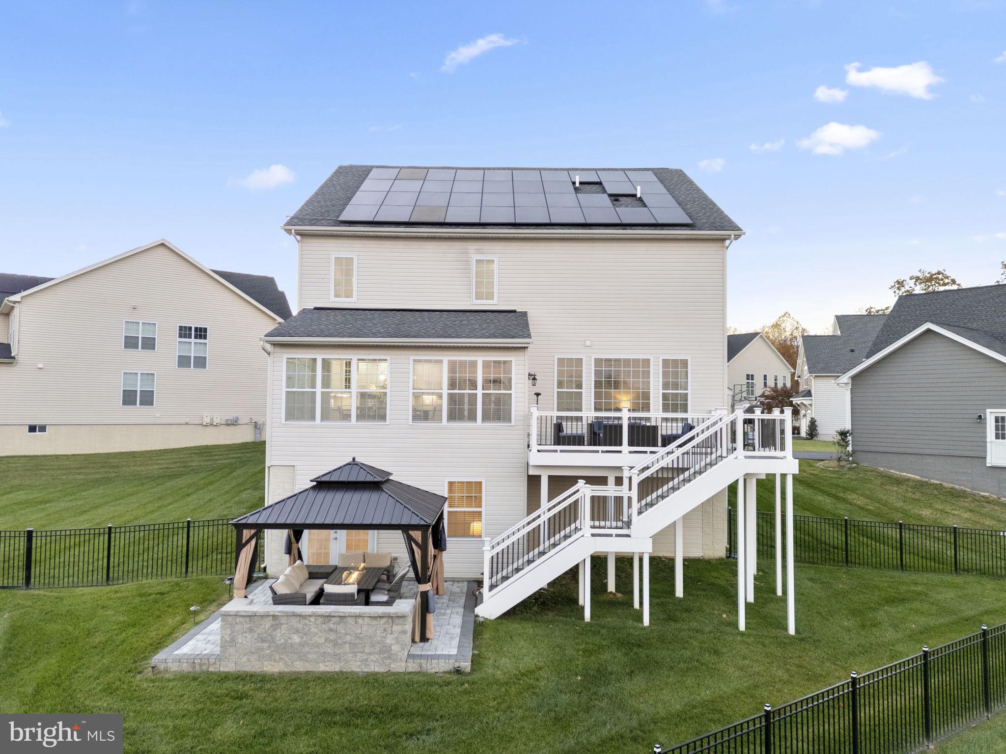 LAUREL RIDGE - Residential