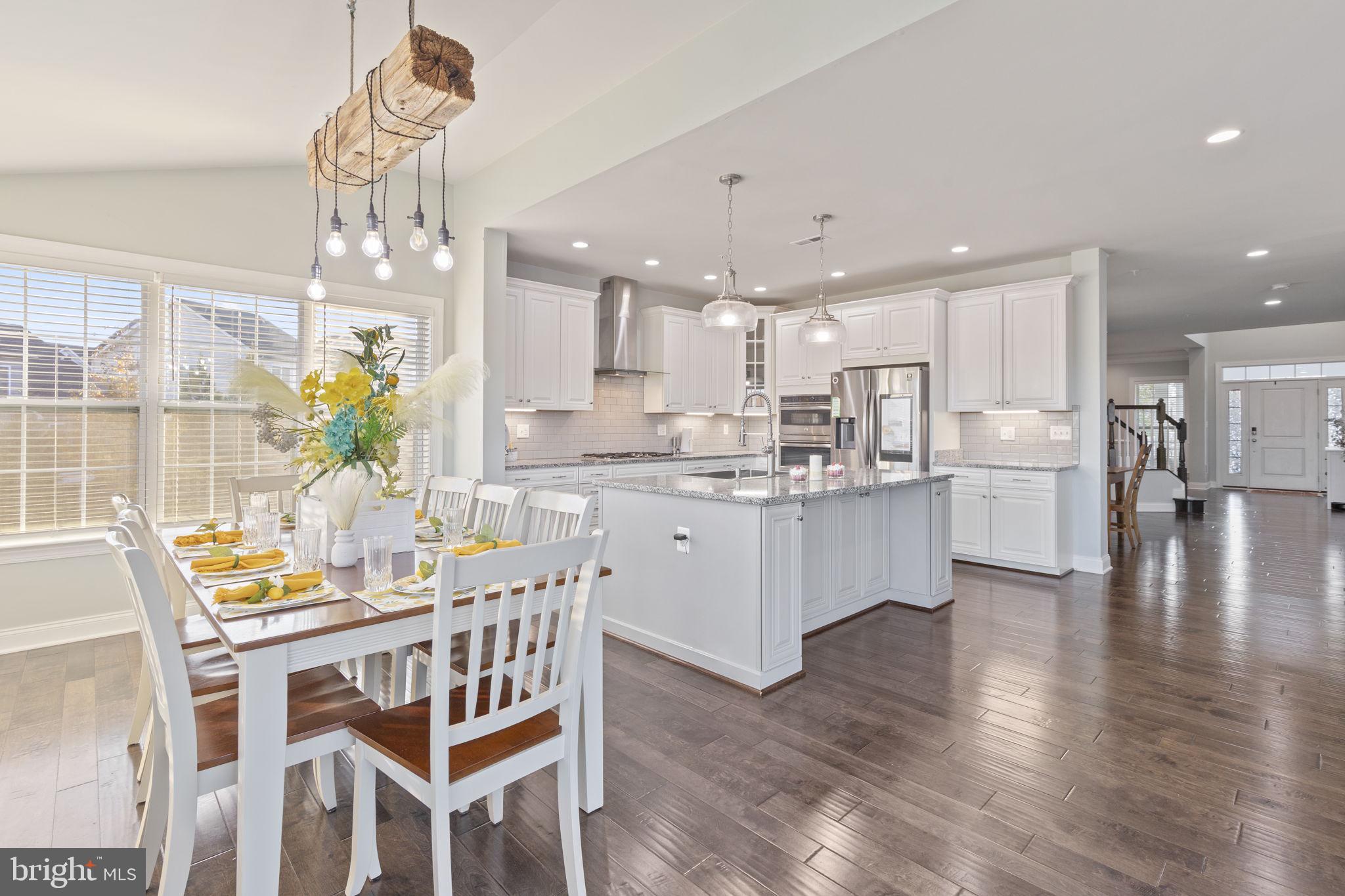 LAUREL RIDGE - Residential