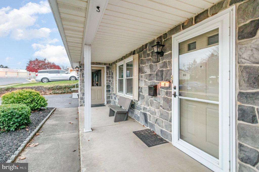 Photo of 8 Oriole Drive, EPHRATA, PA 17522 (MLS # PALA2060530)
