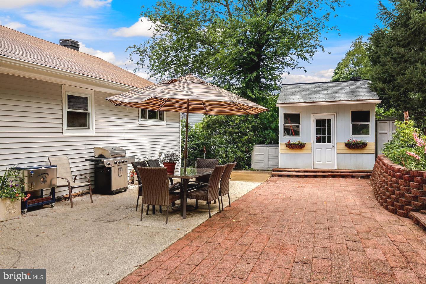 VIRGINIA HILLS - Residential