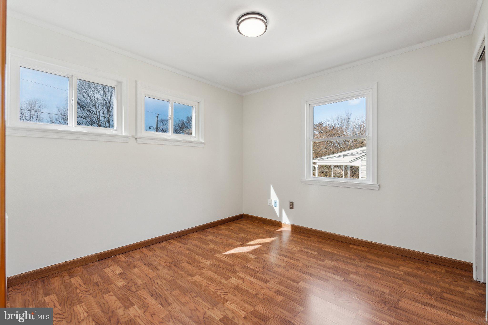 VIRGINIA HILLS - Residential