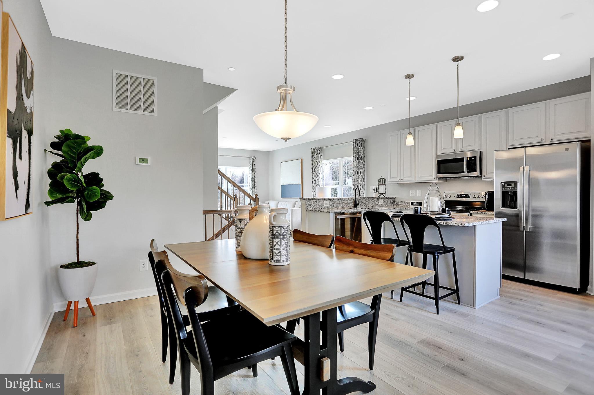 MAGNOLIA LANDING - Residential