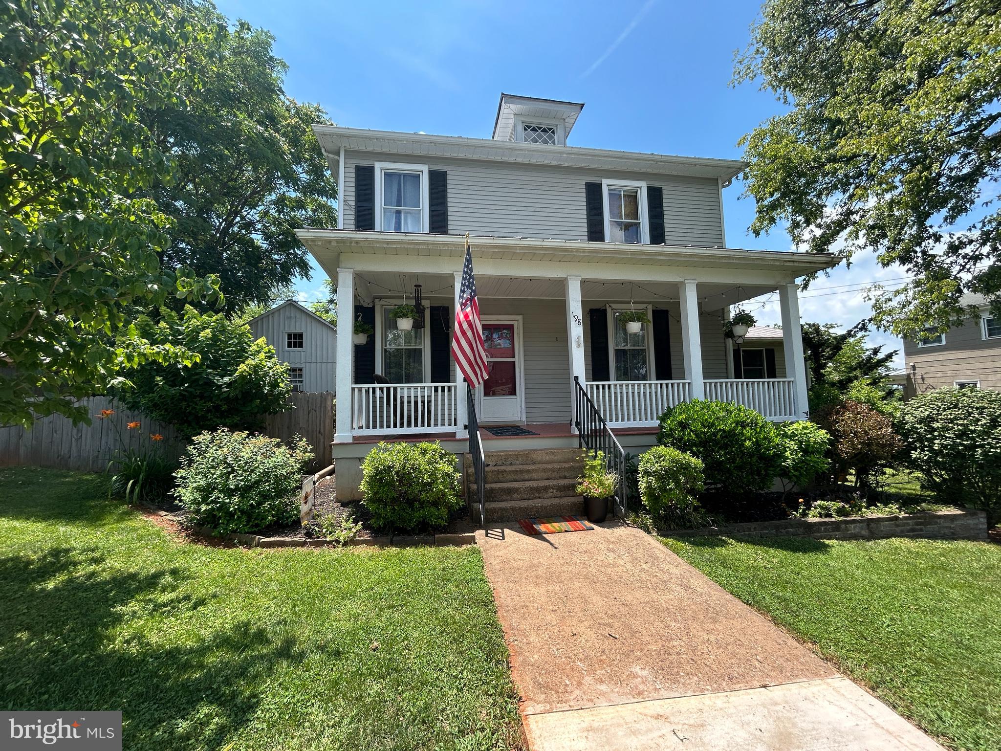 198 PELISO AVENUE