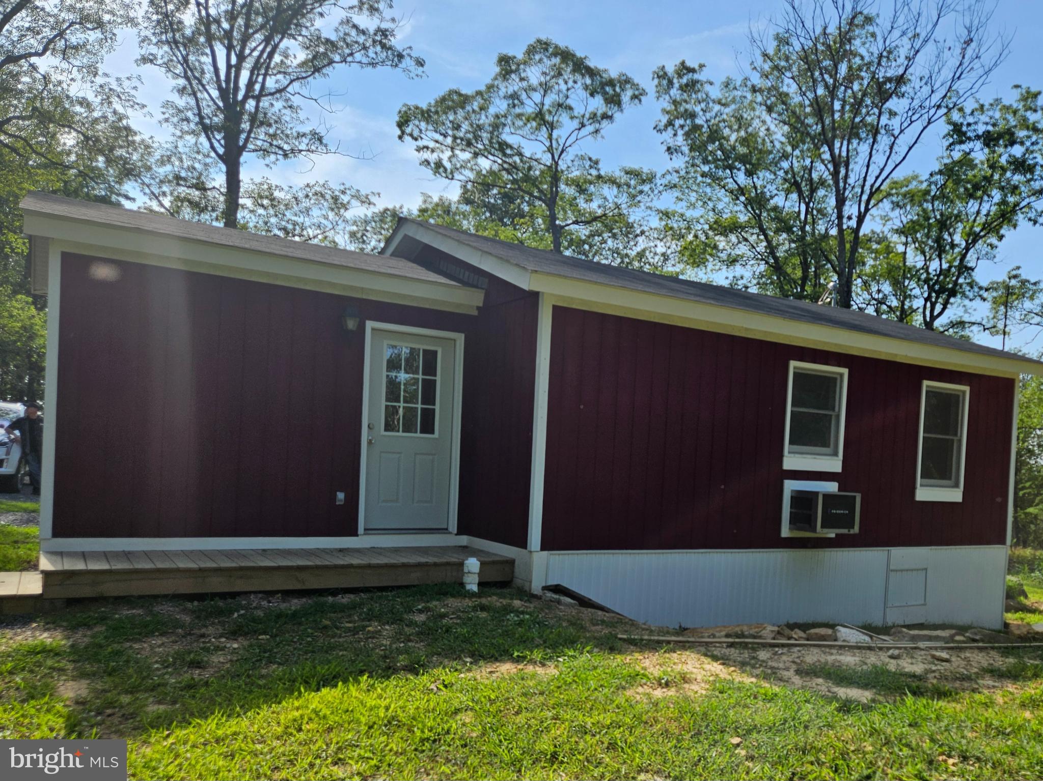 STAGECOACH STOP @ CAPON BRIDGE - Residential