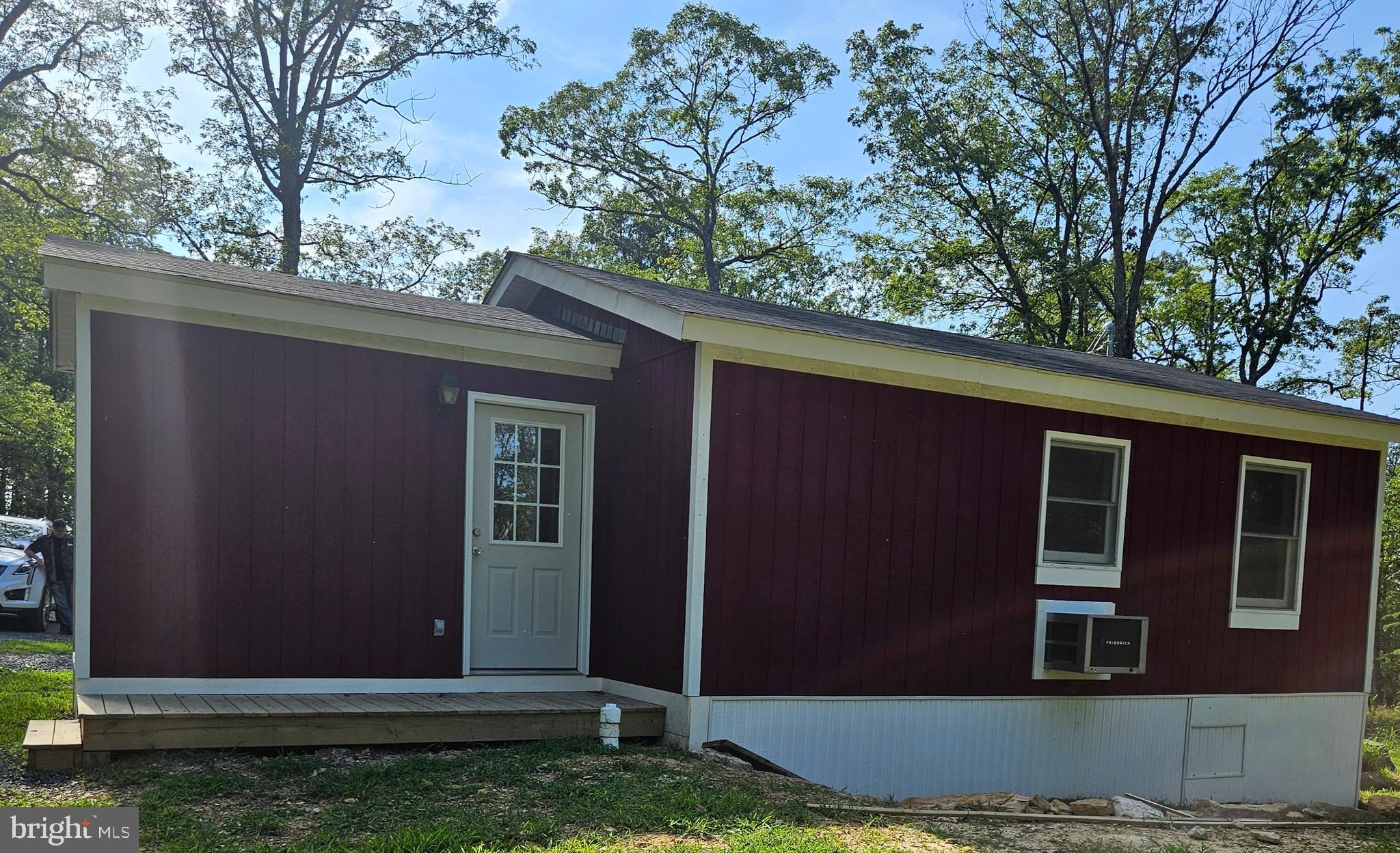 STAGECOACH STOP @ CAPON BRIDGE - Residential